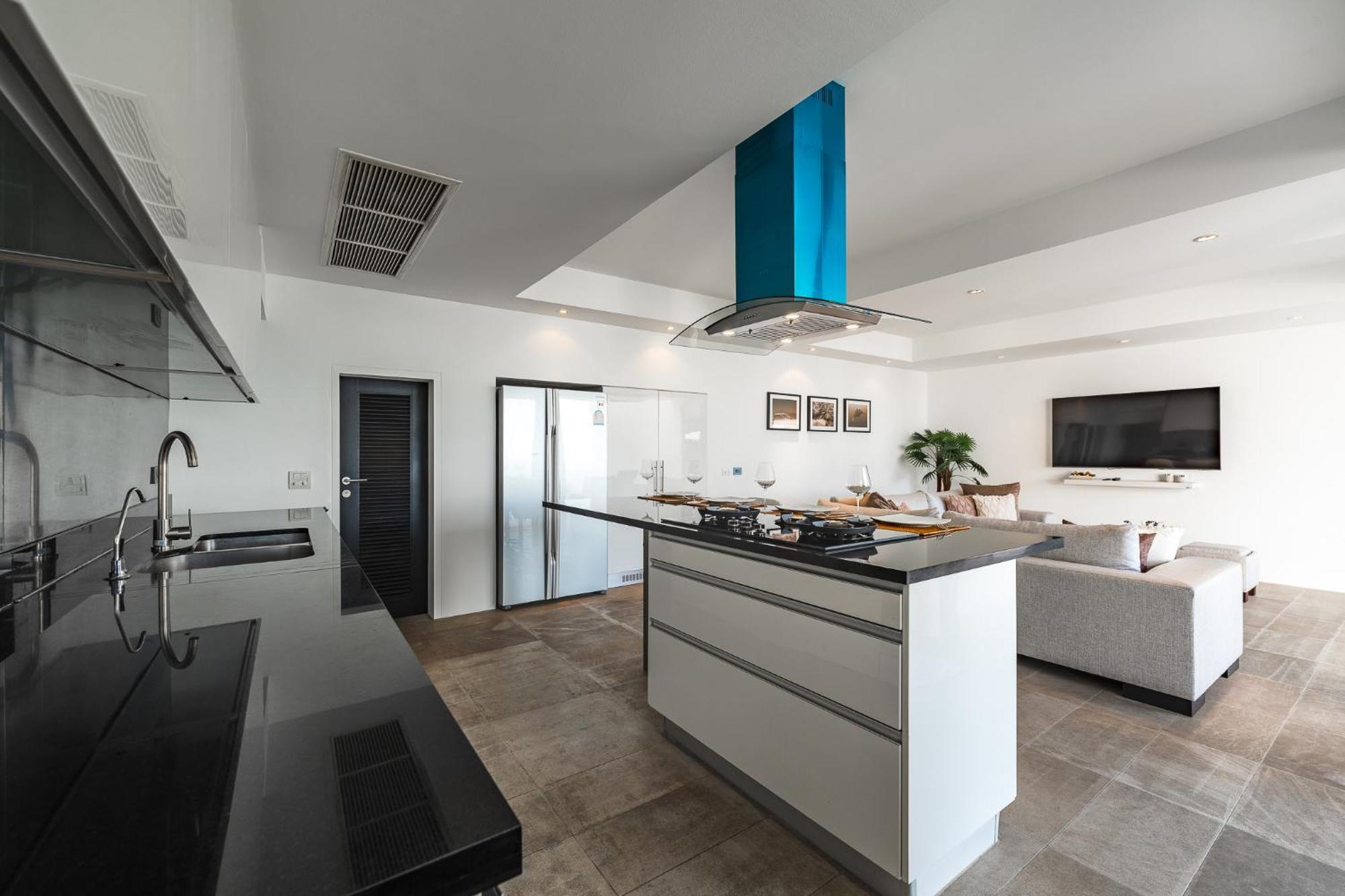 V152 Amazing Sea Views From Every Floor Holiday home