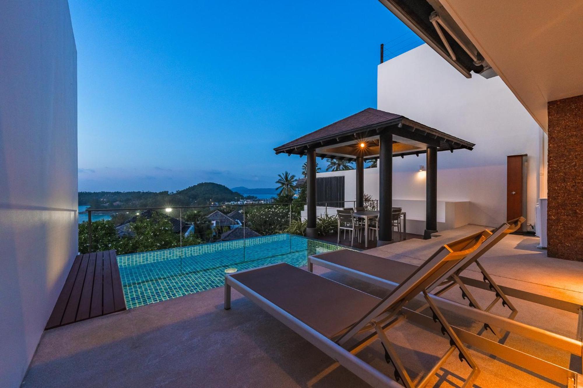 V152 Amazing Sea Views From Every Floor Holiday home *