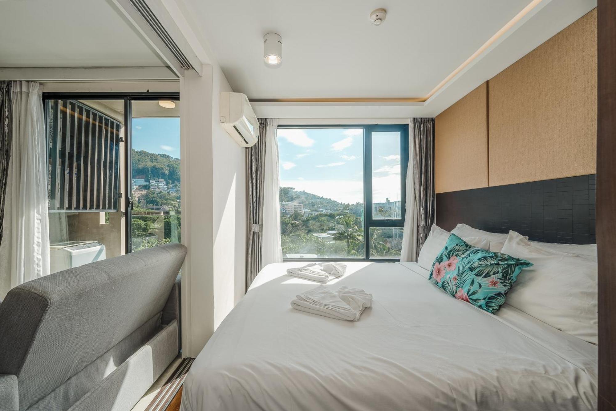 C153 The Aristo Luxury Phuket Thalang