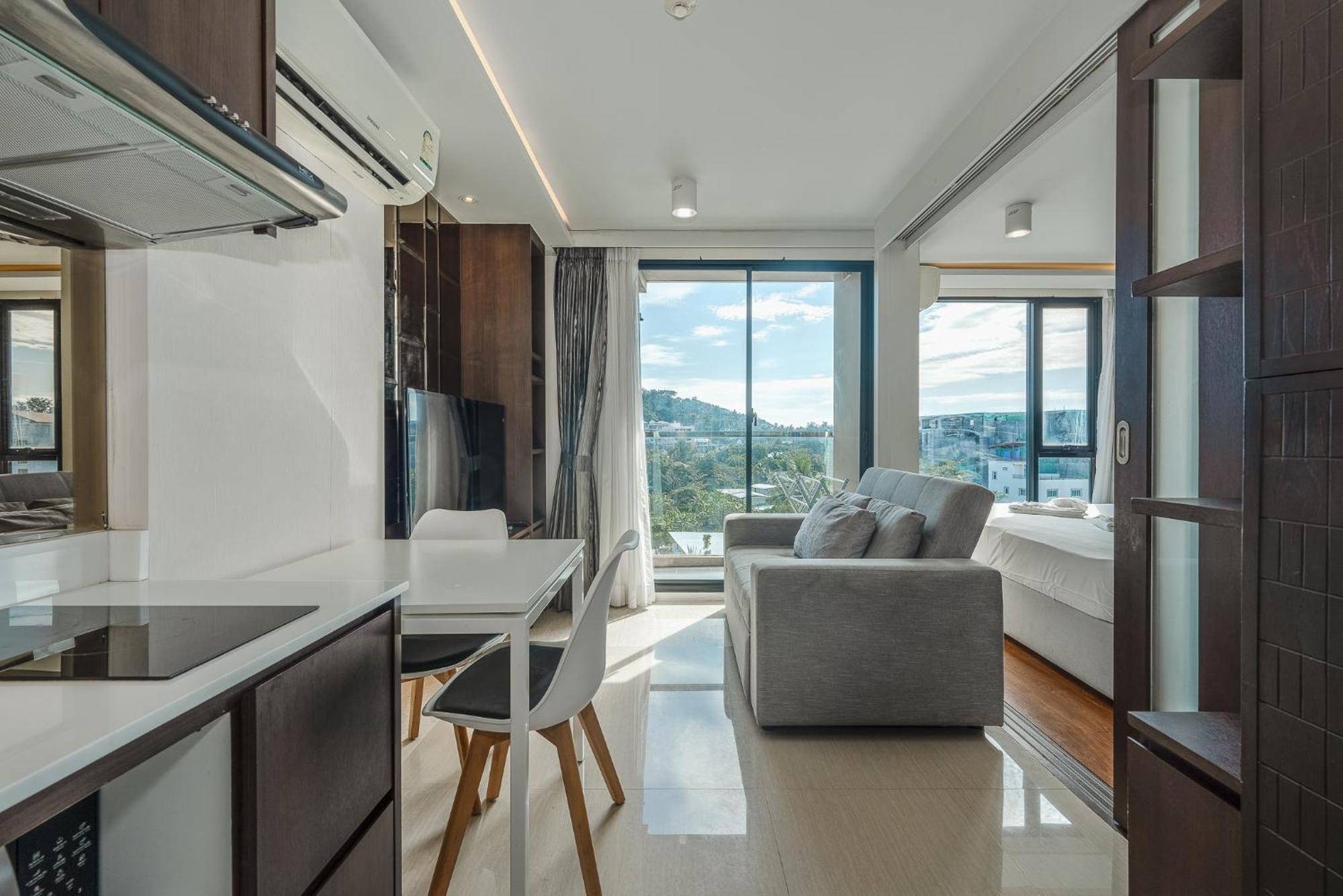C153 The Aristo Luxury Phuket Apartment