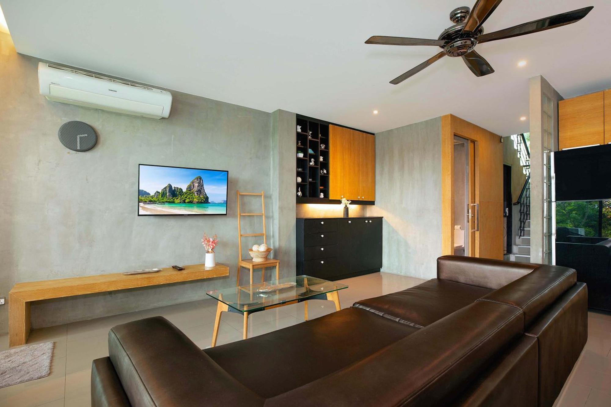 Villa Private & Modern 4br Pool Otero, 3 Levels Of Comfort With Greenery Views, *