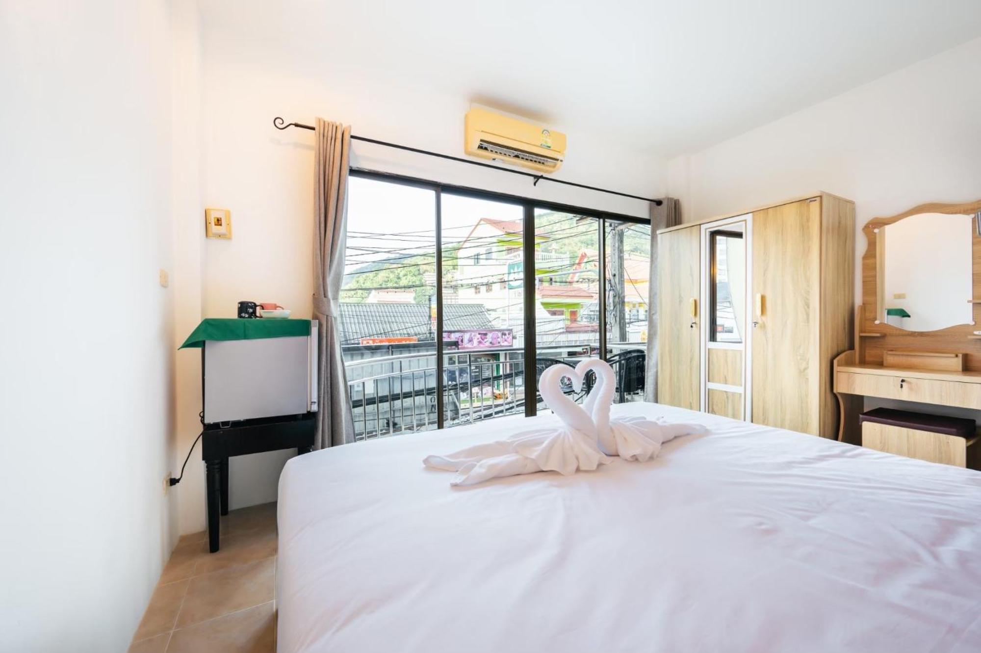 Fora Boutique 3* Karon