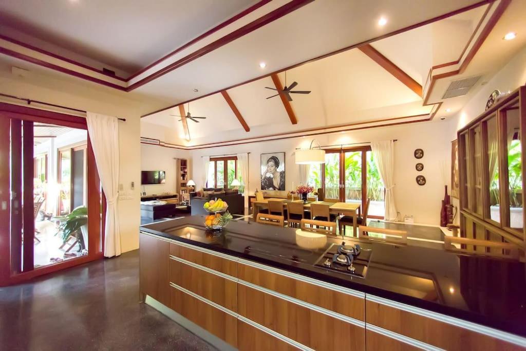 Banyak | Luxury 4br With Terrace And Personal Playground Holiday home Ban Saiyuan