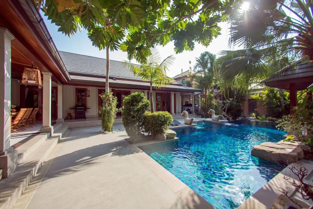 Holiday home Banyak | Luxury 4br With Terrace And Personal Playground *