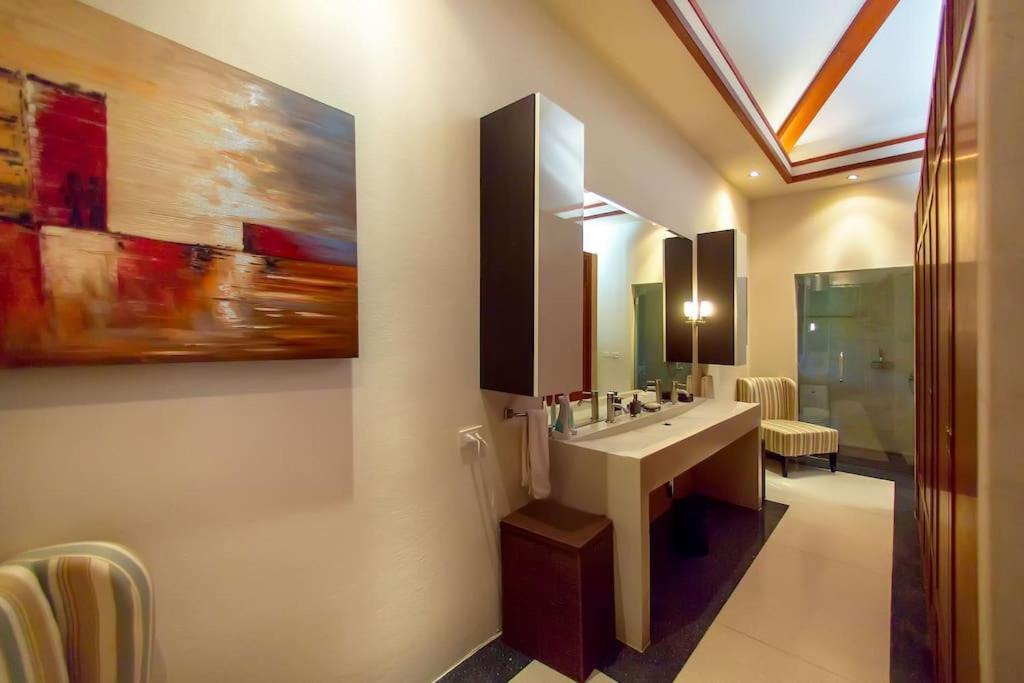 Holiday home Banyak | Luxury 4br With Terrace And Personal Playground Ban Saiyuan
