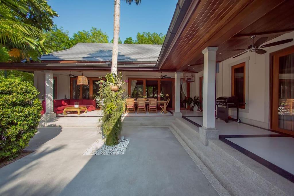 Holiday home Banyak | Luxury 4br With Terrace And Personal Playground *