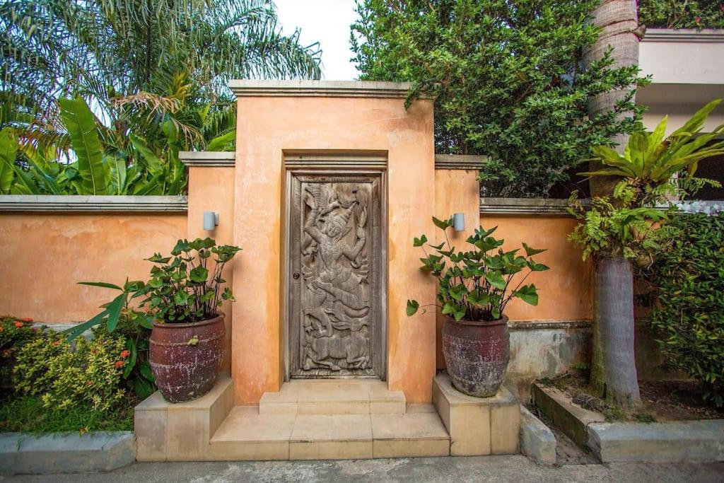 Banyak | Luxury 4br With Terrace And Personal Playground Holiday home Ban Saiyuan