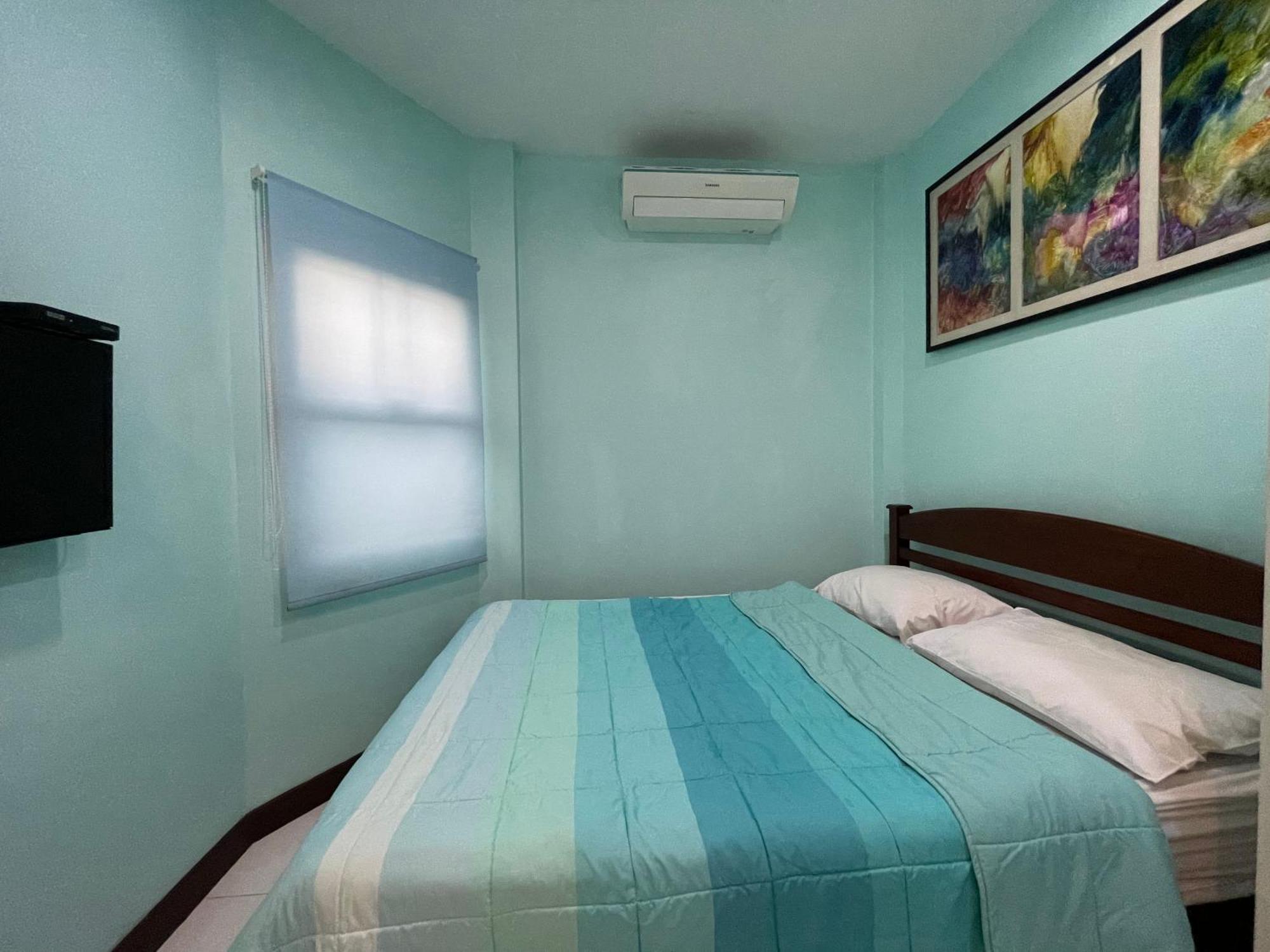 Gasthuis Phuket Travel Nai Yang Beach