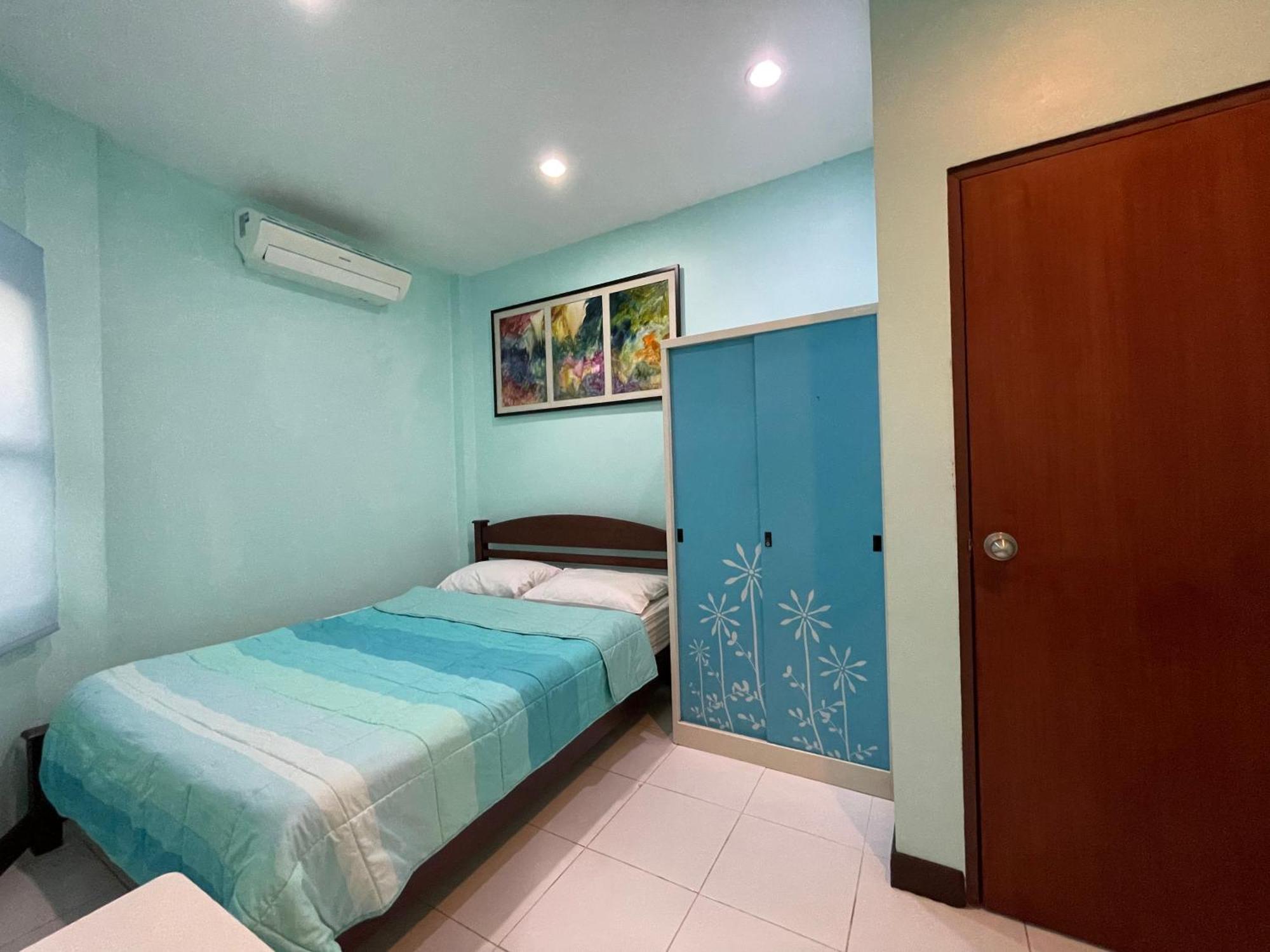Phuket Travel Nai Yang Beach