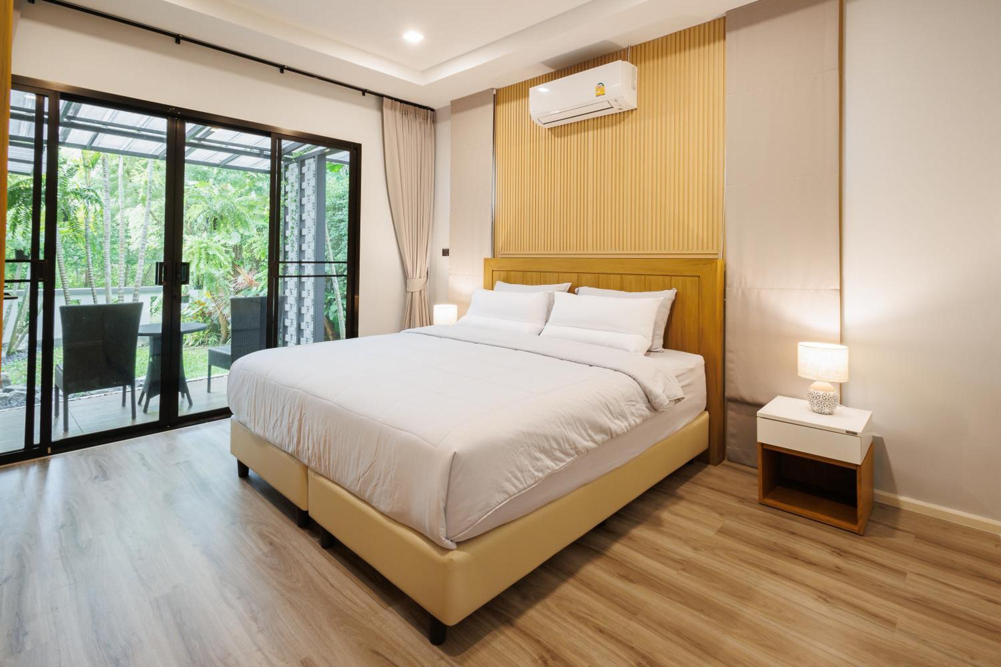 T House * Bang Tao Beach (Phuket)