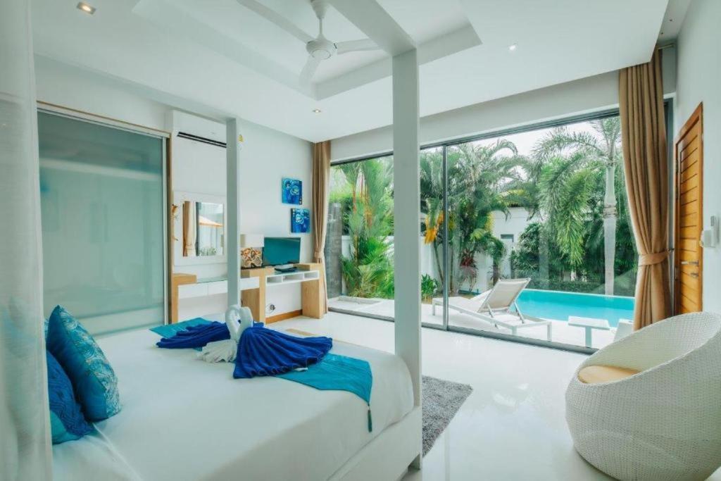 Zen Pool In Rawai Villa *