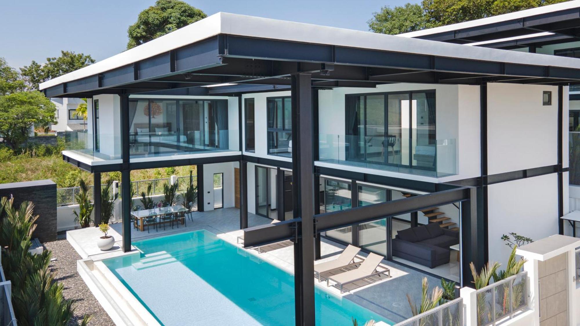 New & Modern, Loft Style 4br Sunset Garden 3, 12m Salt Pool, Just 10min Drive Naiharn Villa
