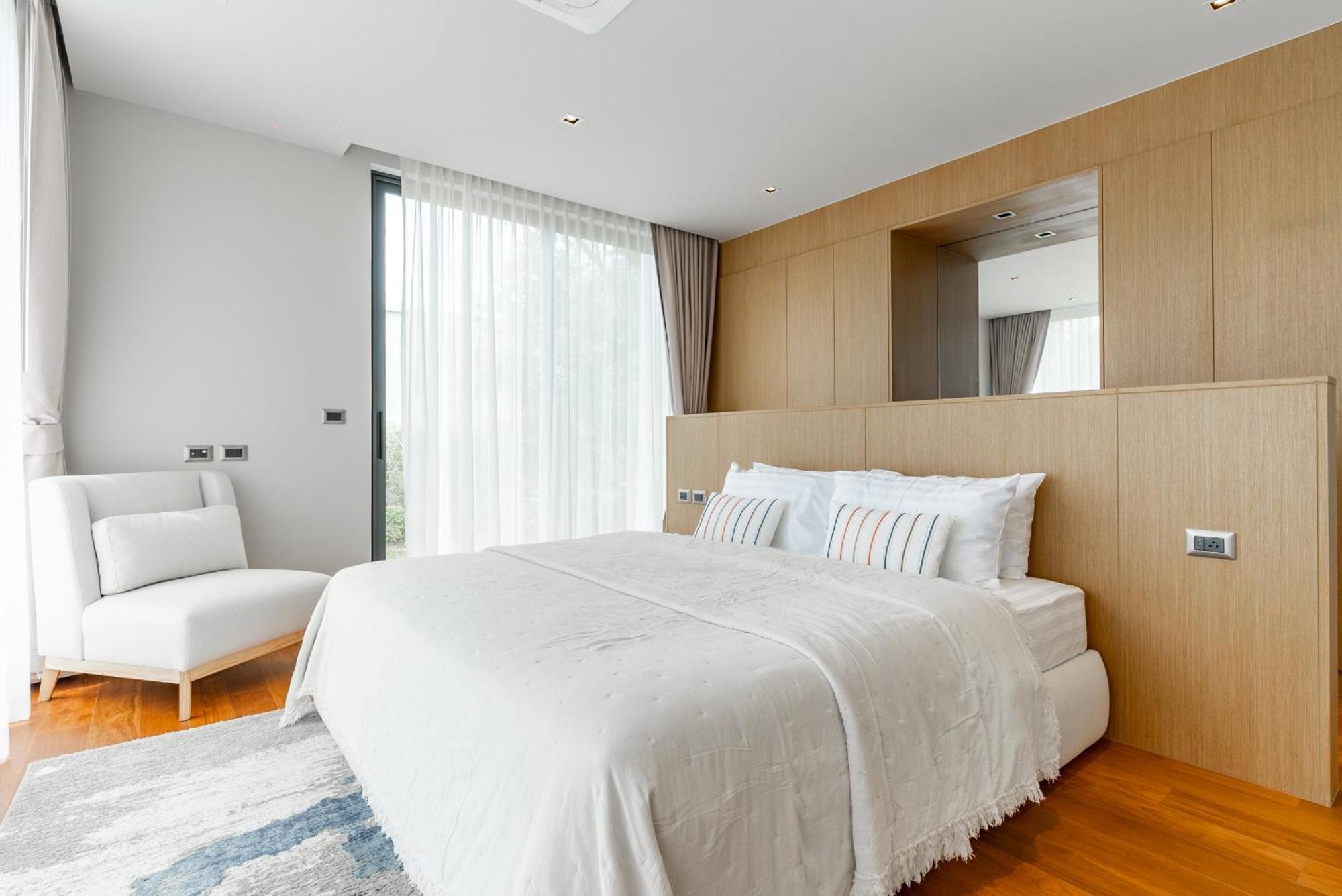 Botanica Modern Loft By Villacarte Villa