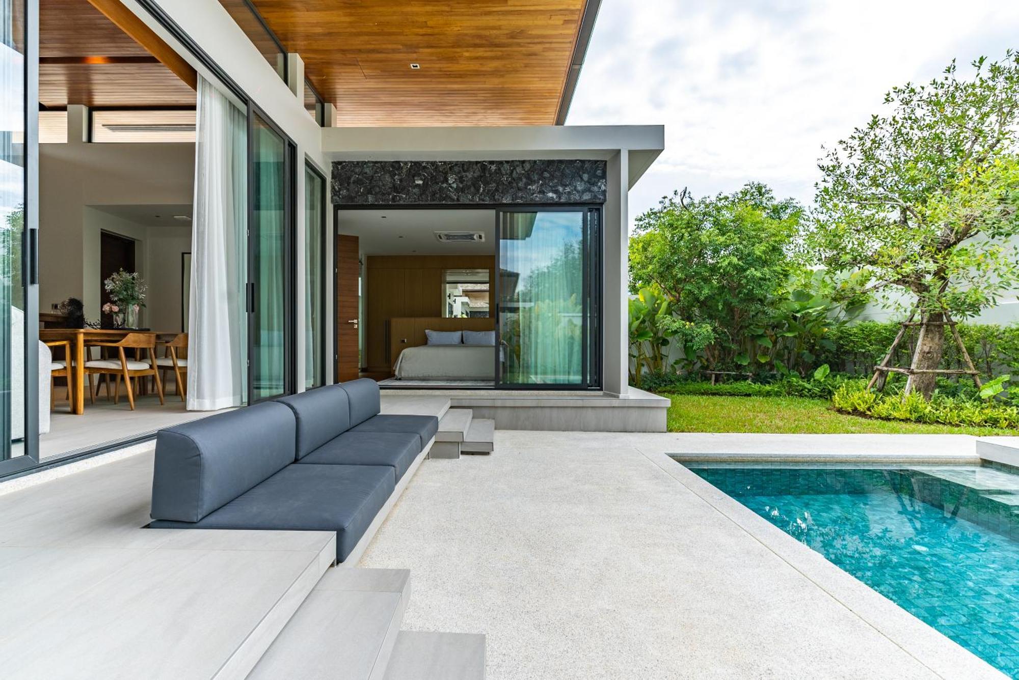 Botanica Modern Loft By Villacarte Villa