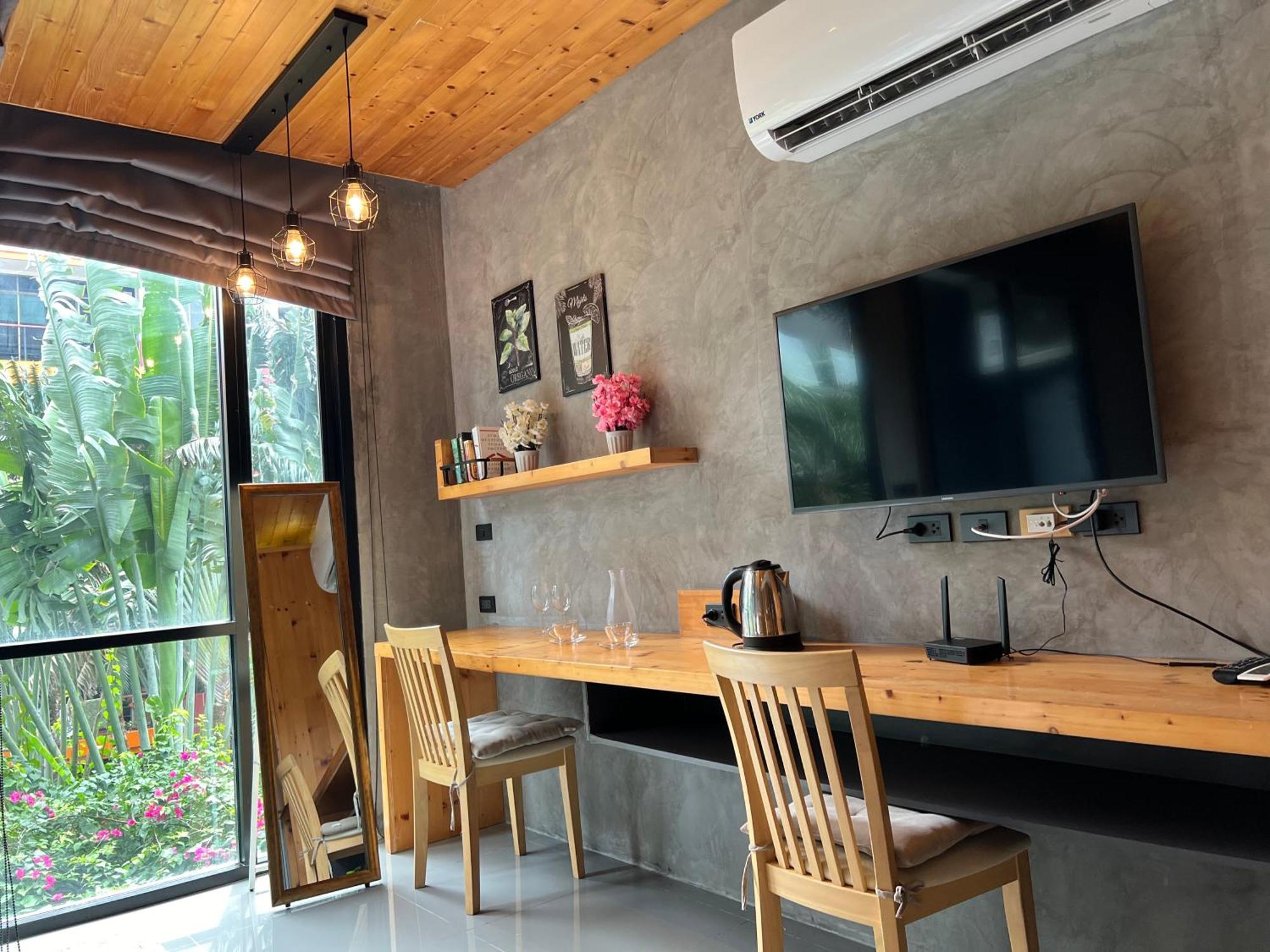 Relife The Windy Naiharn Apartment Rawai
