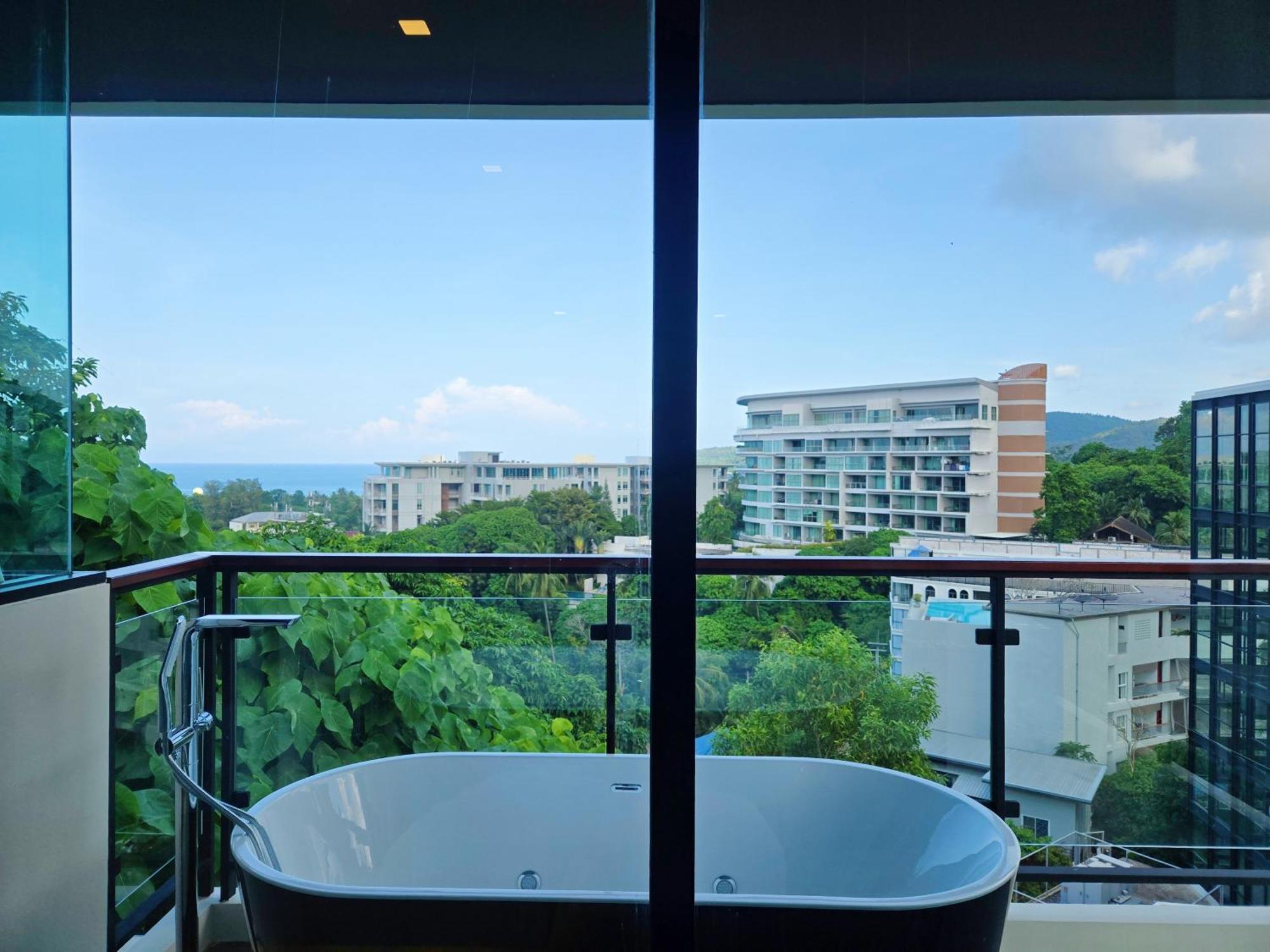 Aparthotel Karon Utopia