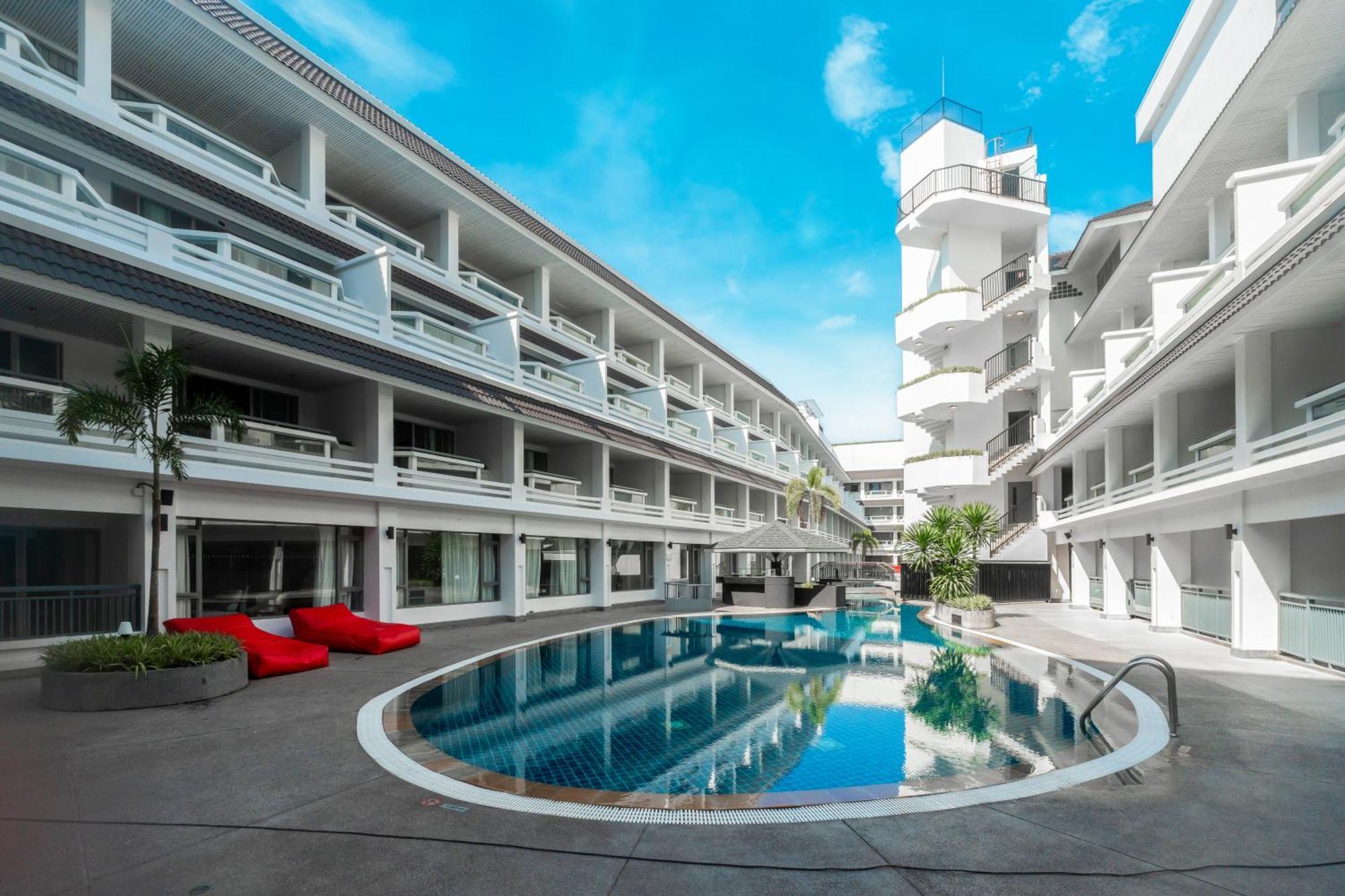Radisson Red Phuket 5* Patong