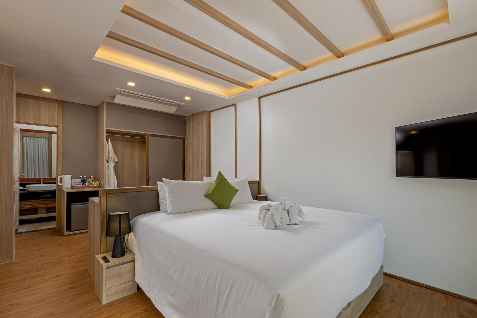 Phunawa Phuket - Sha Resort