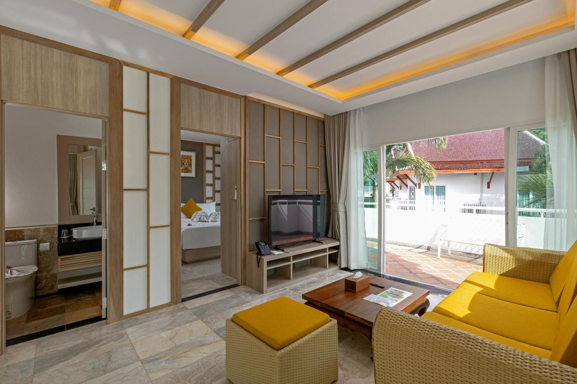 Phunawa Phuket - Sha Karon
