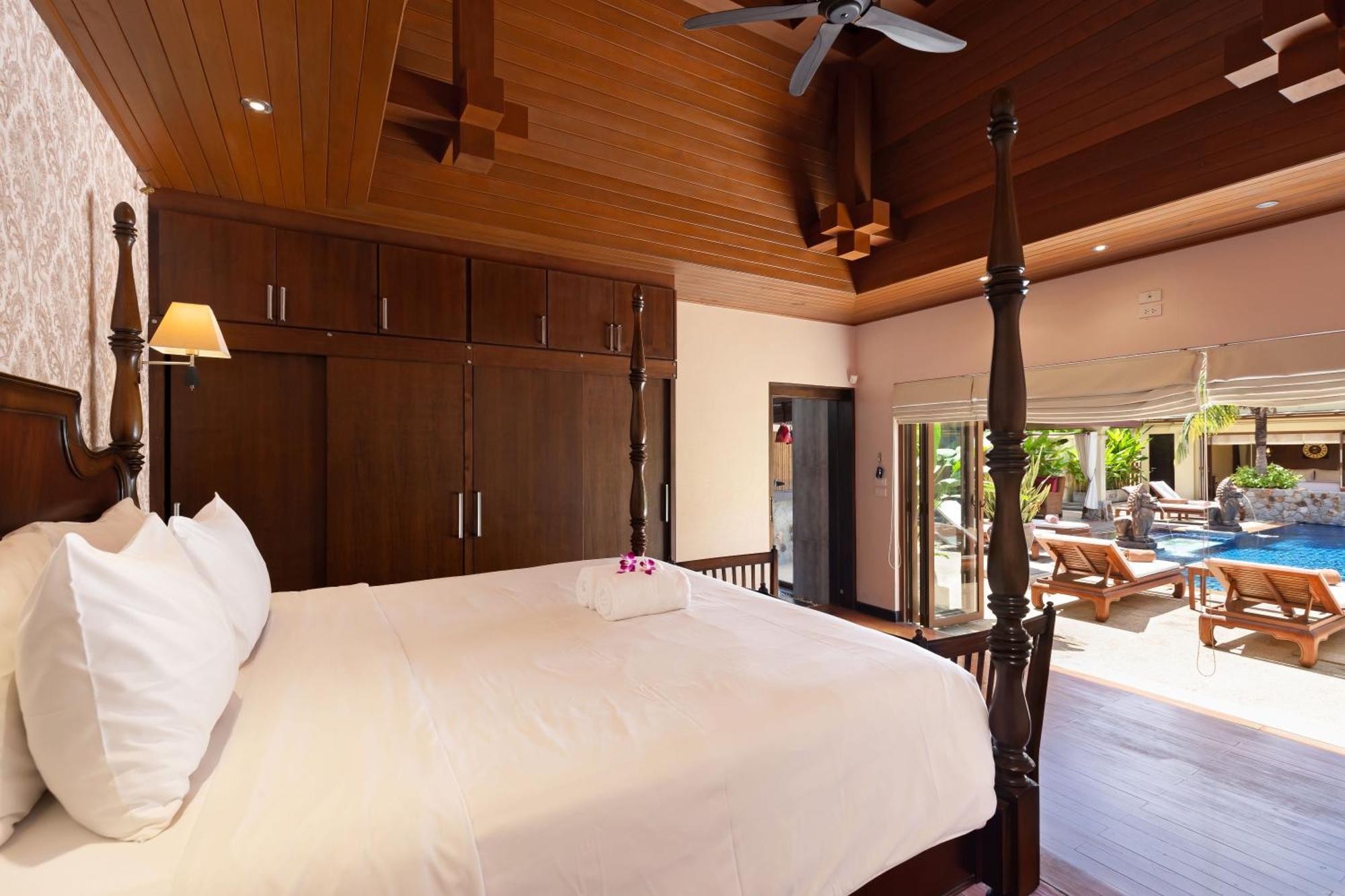 Extraordinary Courtyard 6br Pool Sri Suri, Naiharn