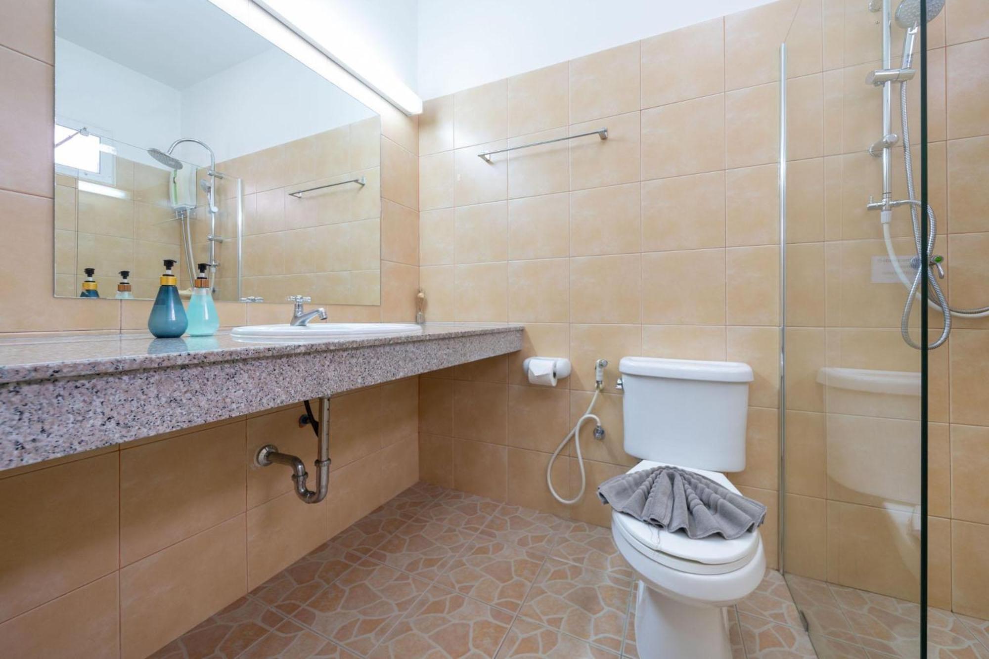 Jungceylon - Quiet Location, Pool, Maid * Patong