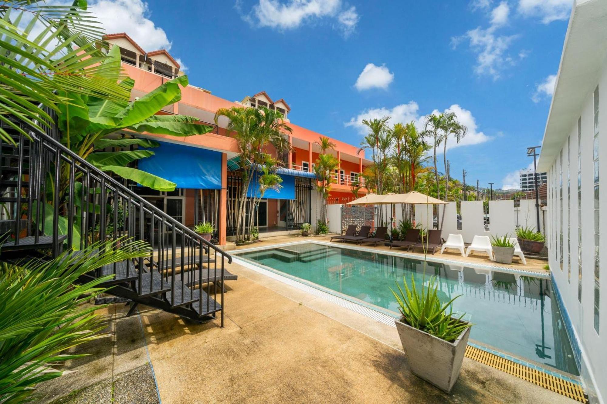 Jungceylon - Quiet Location, Pool, Maid Villa Patong