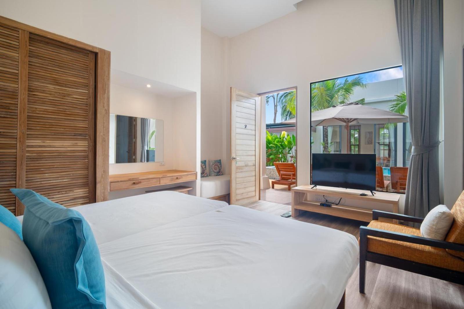 Bella 5br Private Pool Villa, Laguna