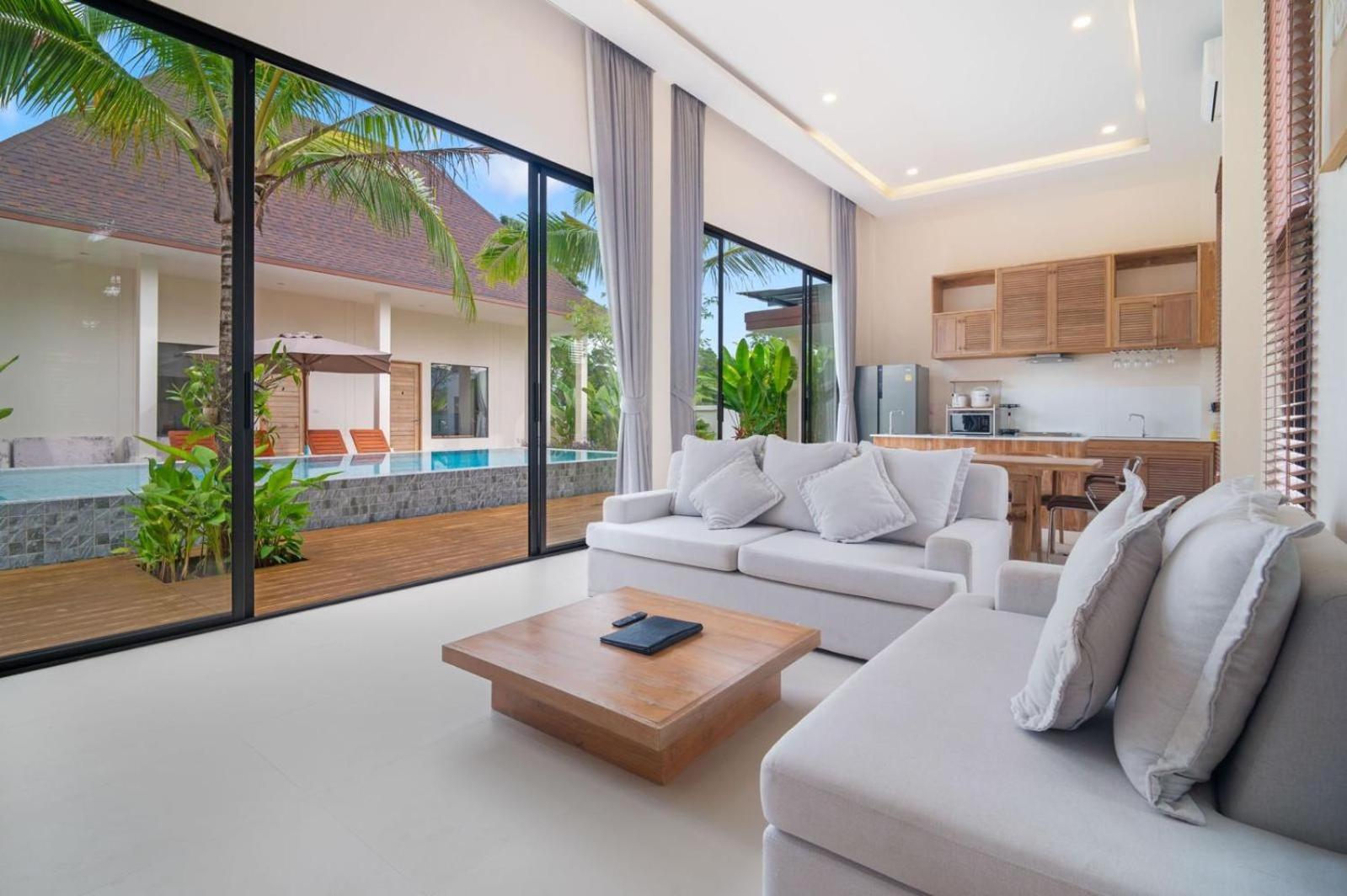 Bella 5br Private Pool Villa, Laguna Koh Lone