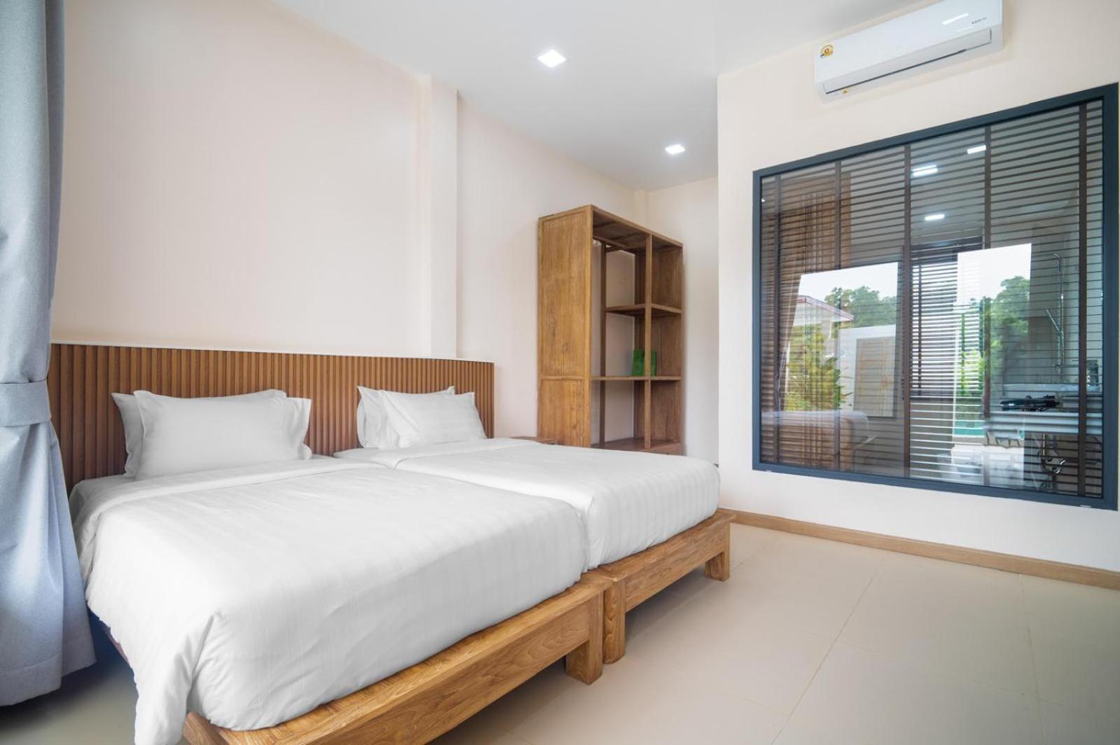 Bella 5br Private Pool Villa, Laguna Koh Lone