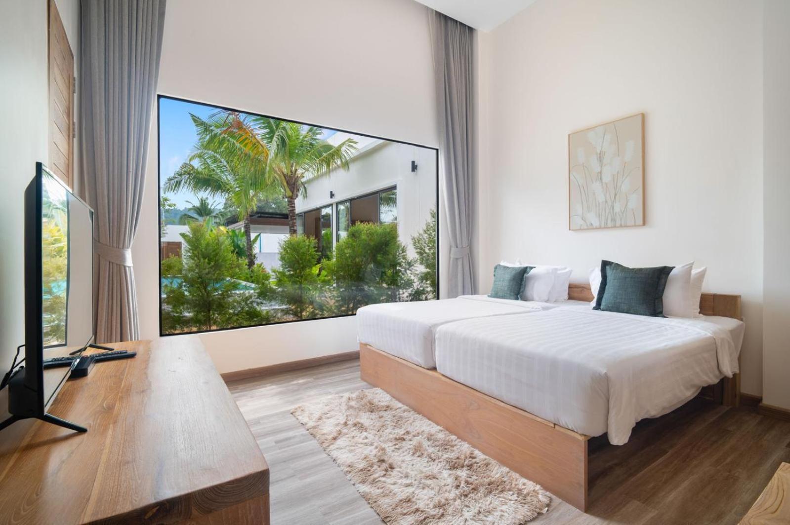 Bella 5br Private Pool Villa, Laguna Koh Lone