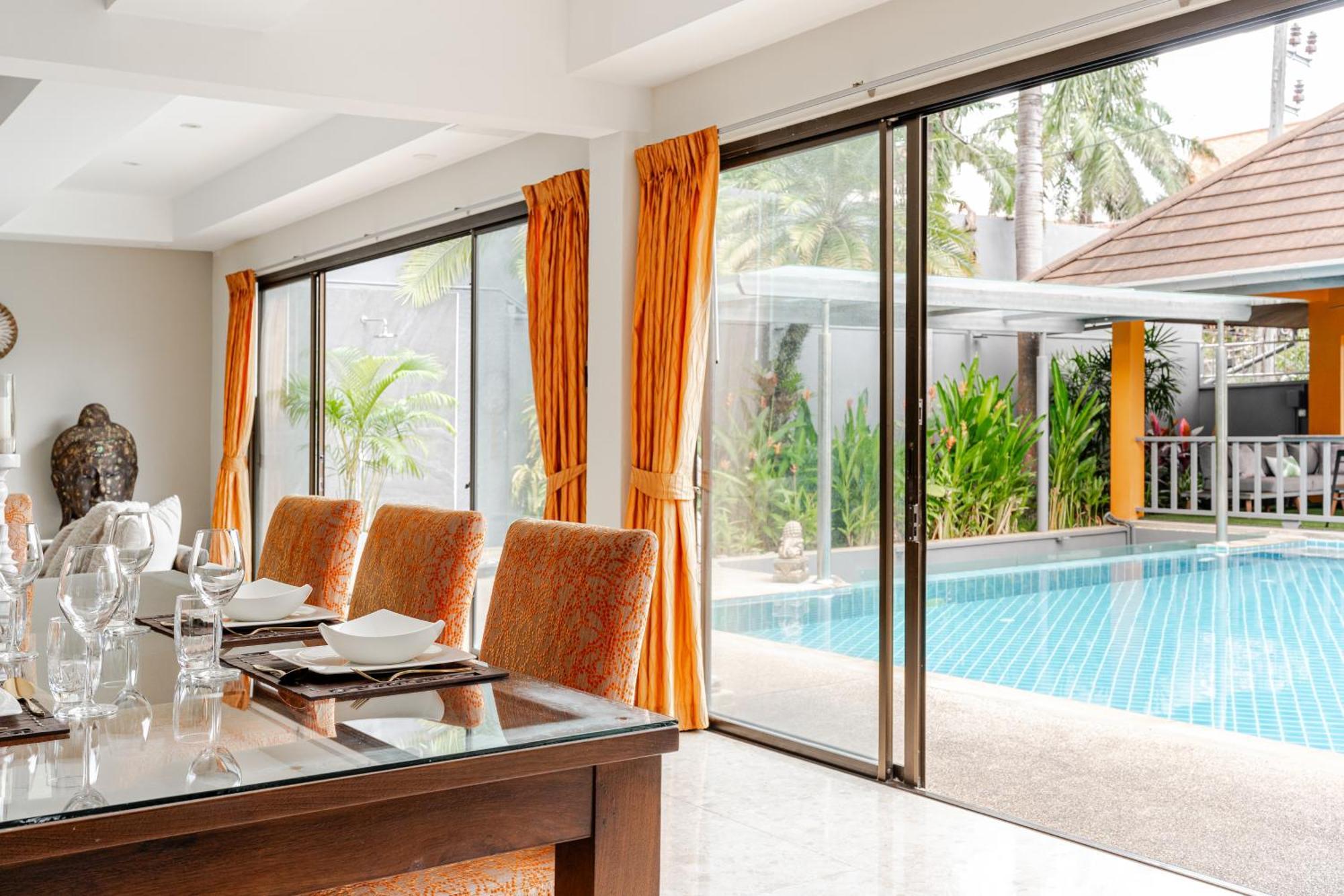 Luxury 4br With Pool & Ocean Views On * Patong