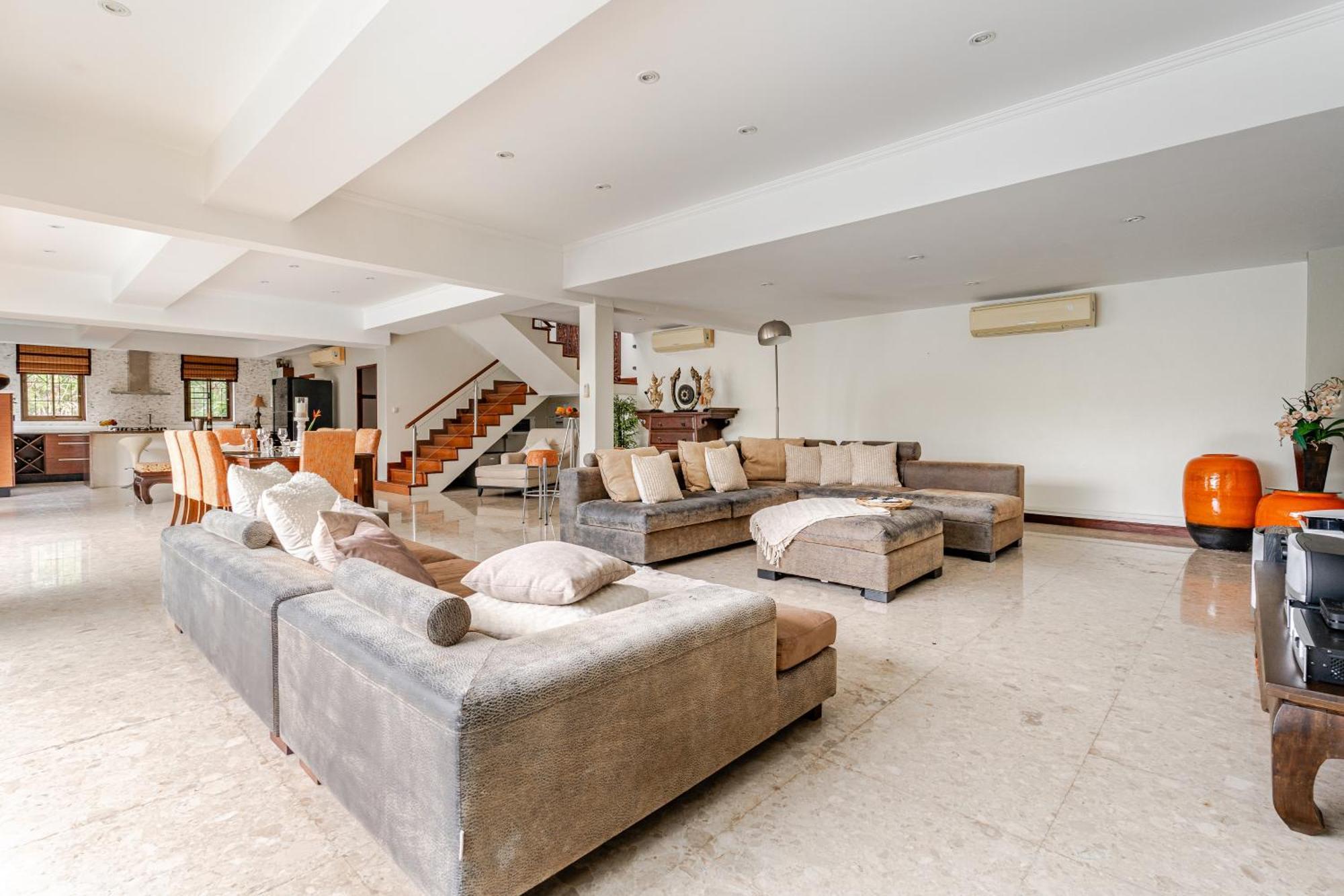 Luxury 4br With Pool & Ocean Views On *