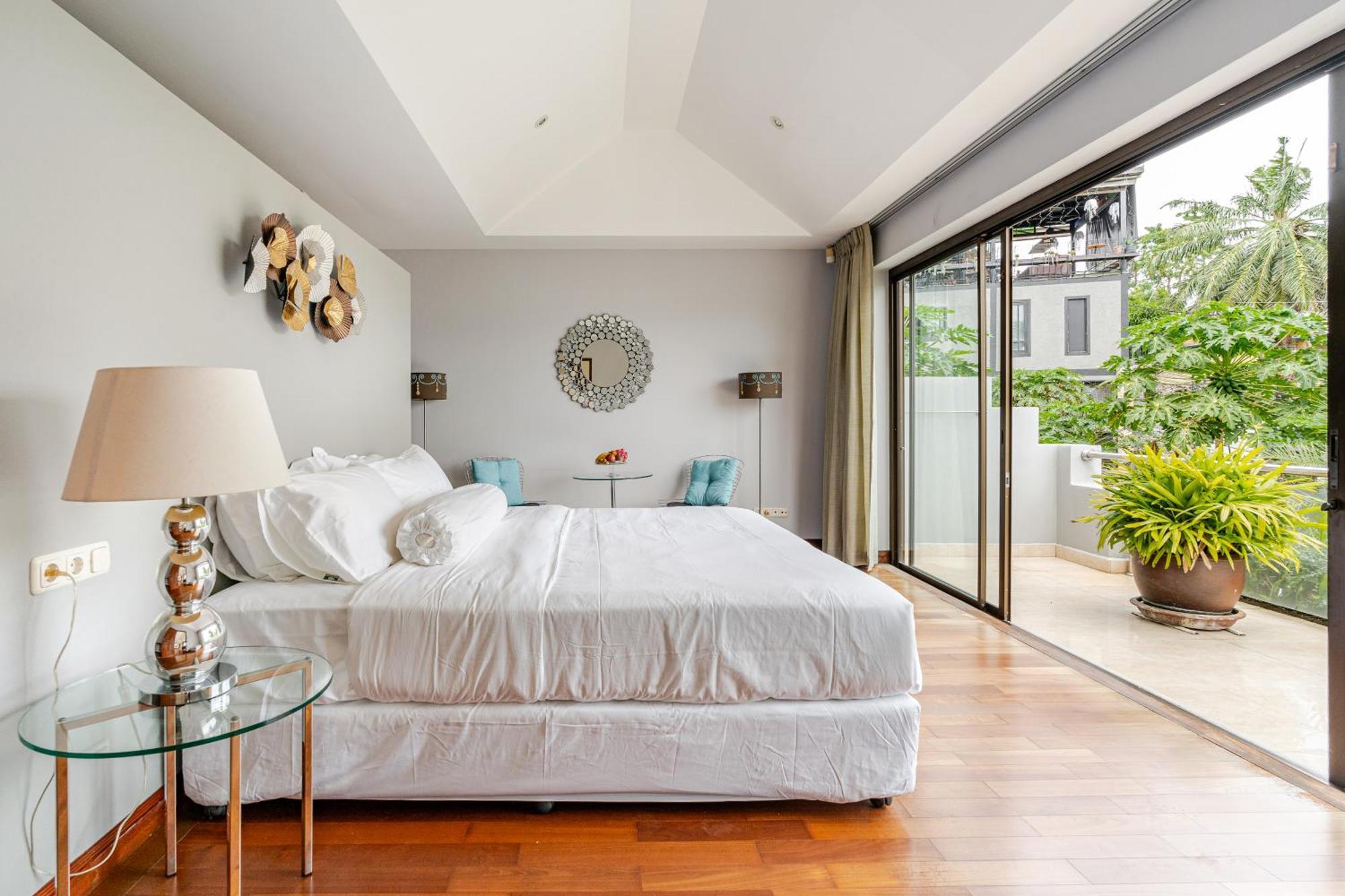 Luxury 4br With Pool & Ocean Views On Villa