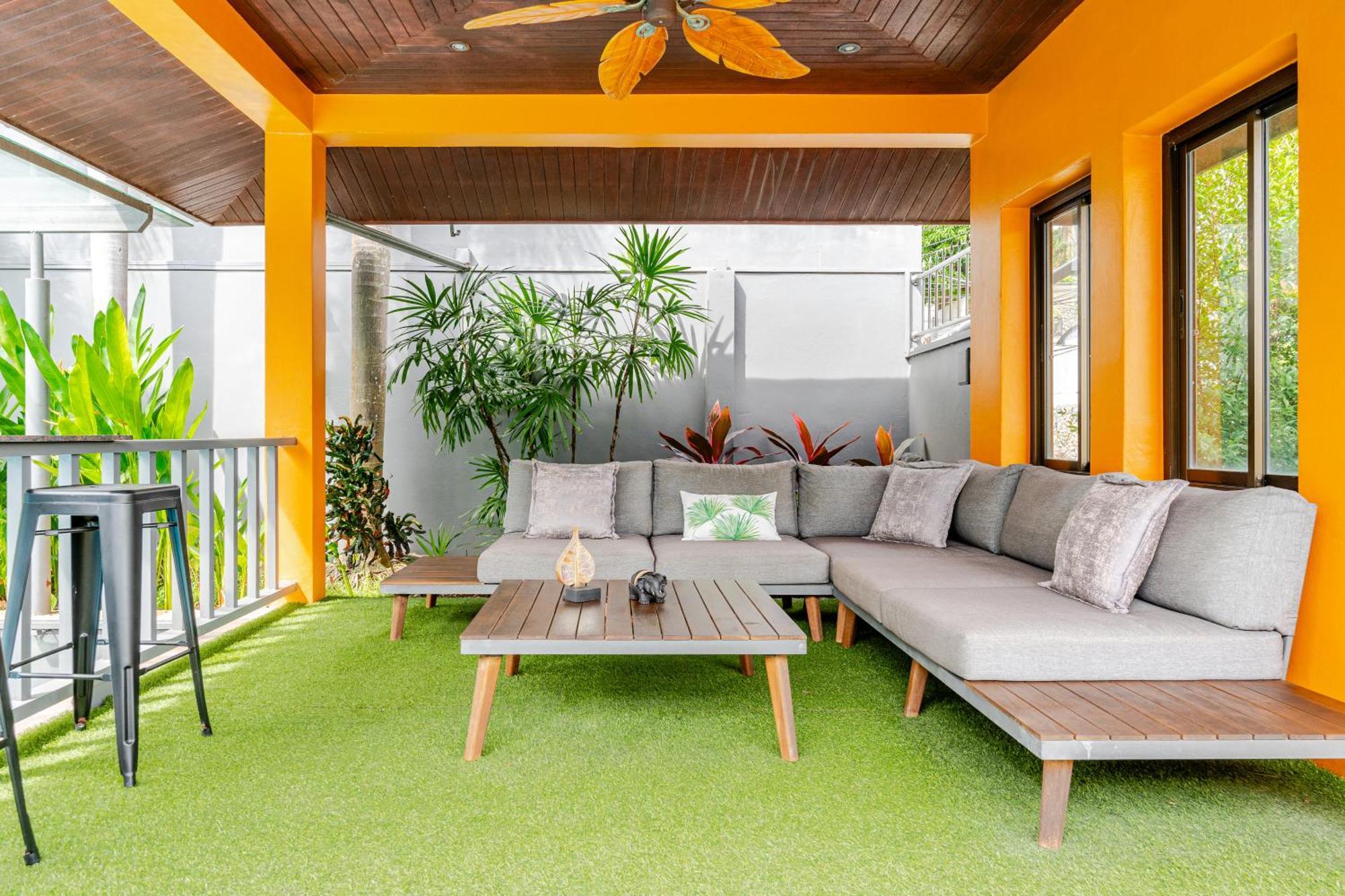 Luxury 4br With Pool & Ocean Views On Villa