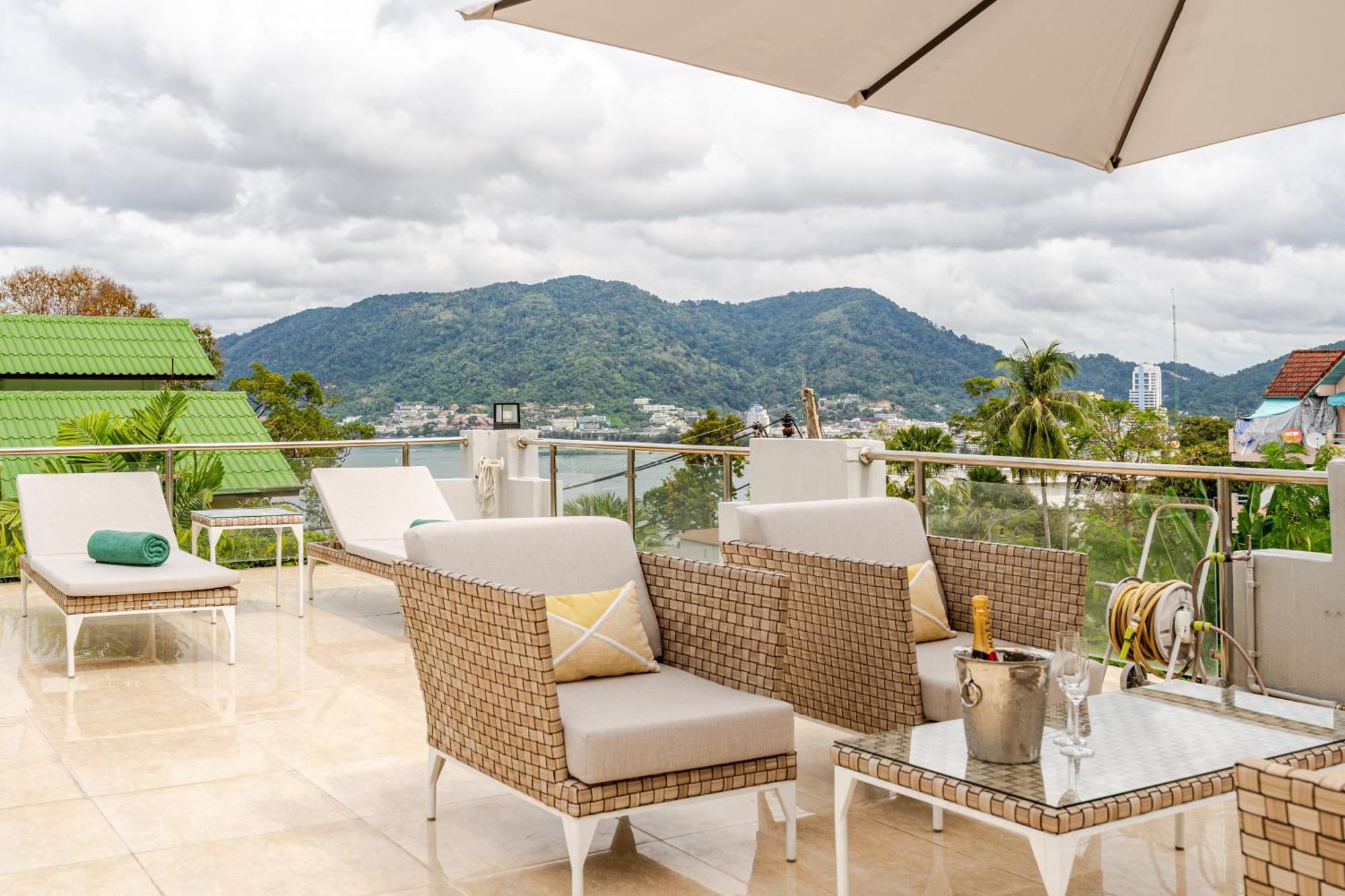 Luxury 4br With Pool & Ocean Views On Patong