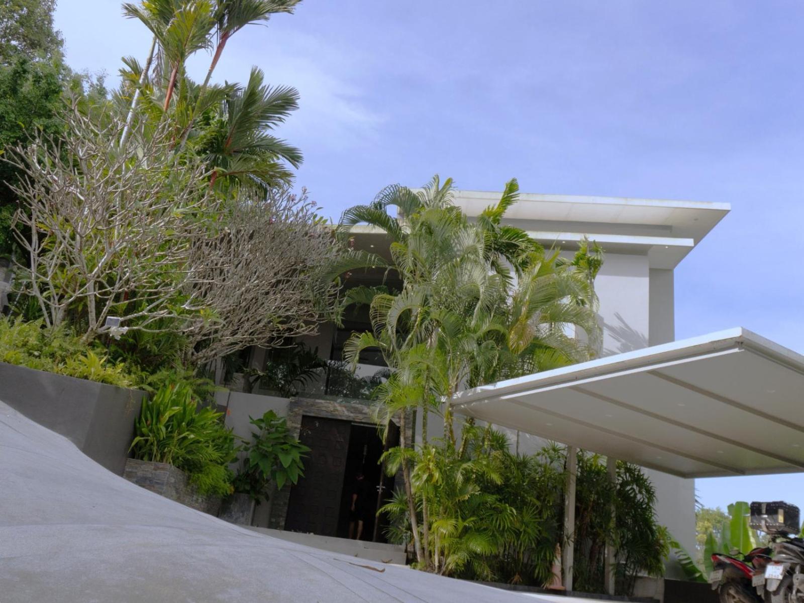 Phuket 4-bedrooms Seaview 884m2 Private Xl Luxury Infinity Pool