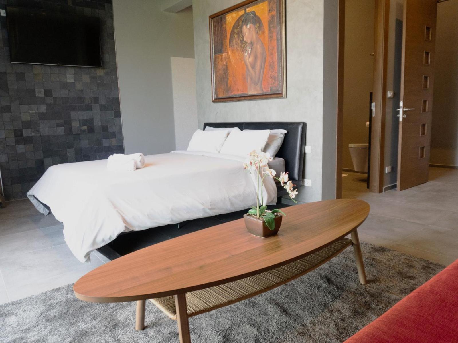 Villa Phuket 4-bedrooms Seaview 884m2 Private Xl Luxury Infinity Pool *