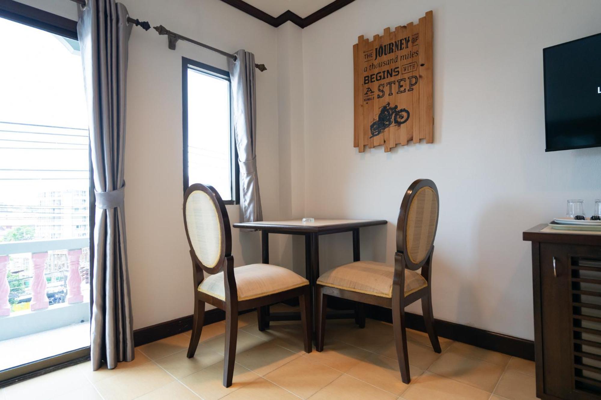 Apartment Tri's Miracle Kata Beach (Phuket)