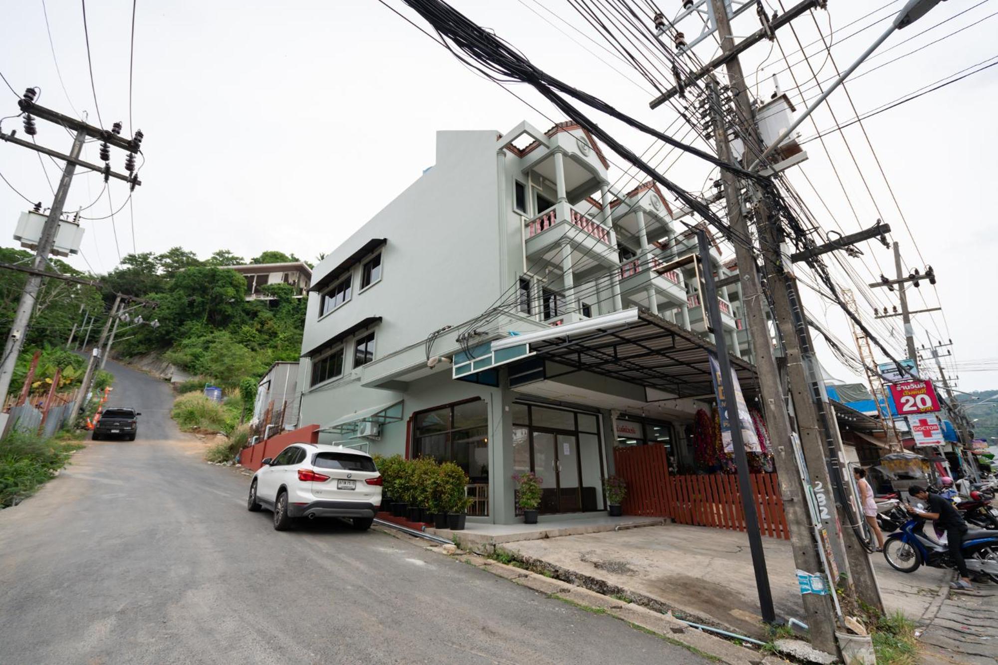 Apartment Tri's Miracle Kata Beach (Phuket)