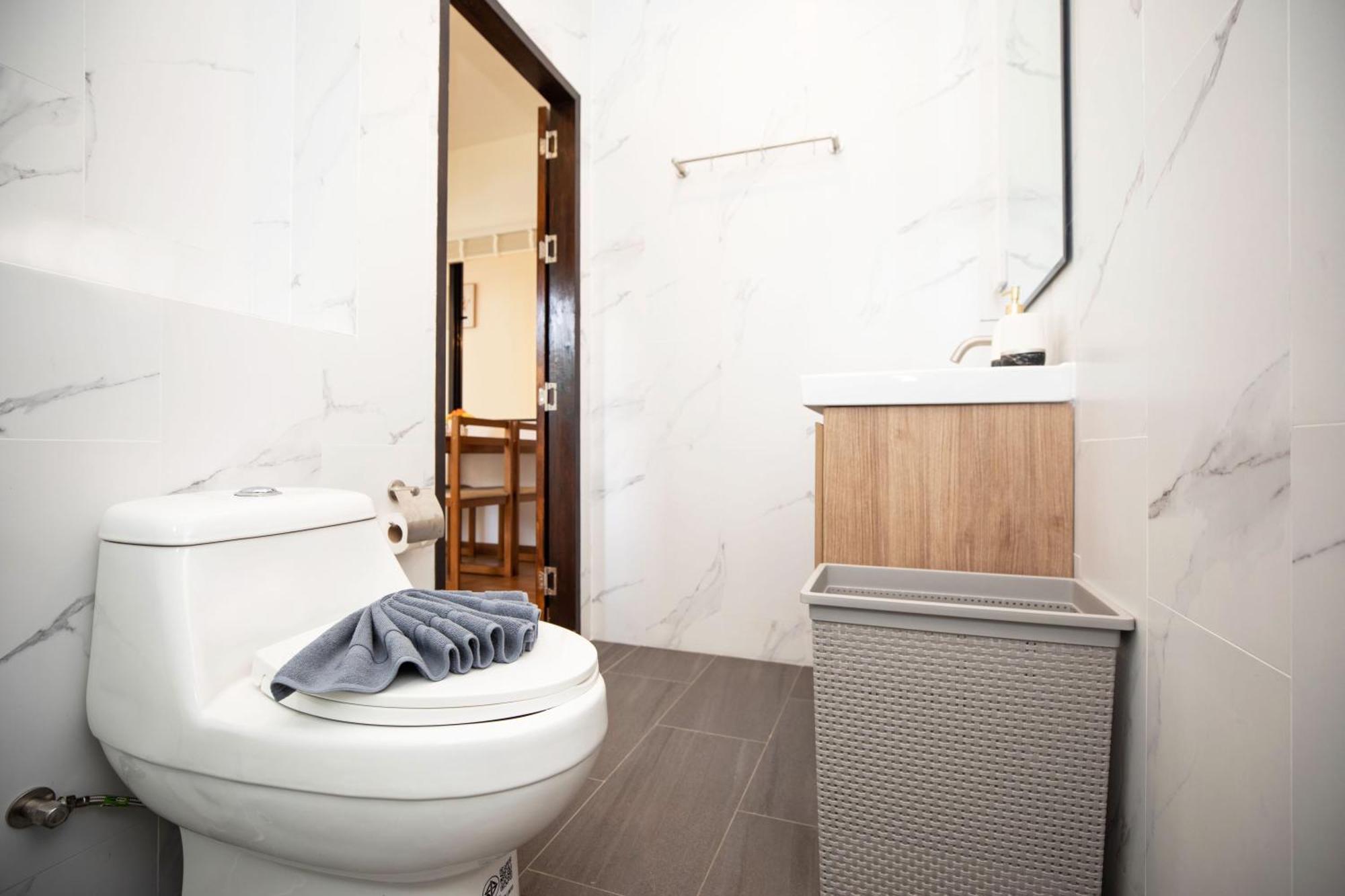 Newly Built 2br Goldena 12a With Private Sauna In Villa