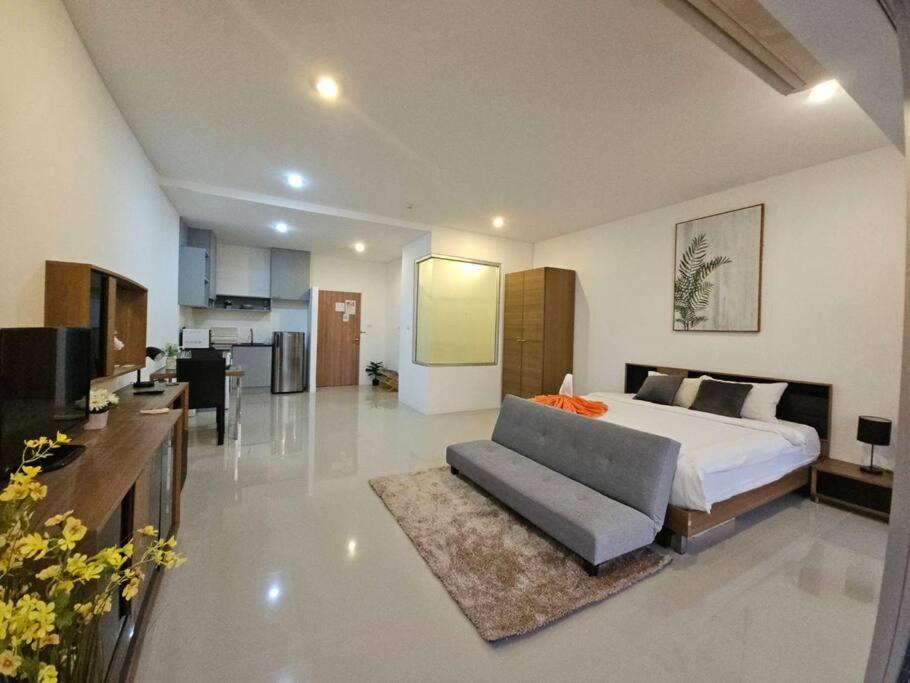 Apartment Chic