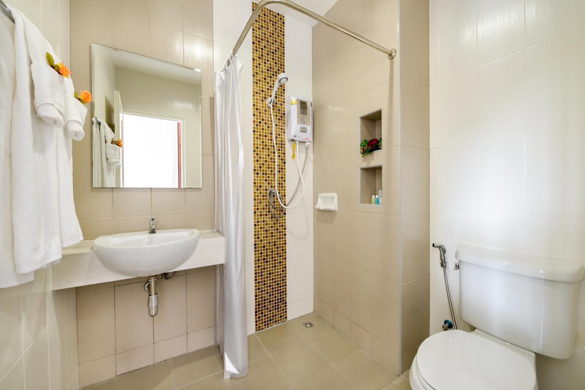 The Topaz Town Aparthotel Phuket