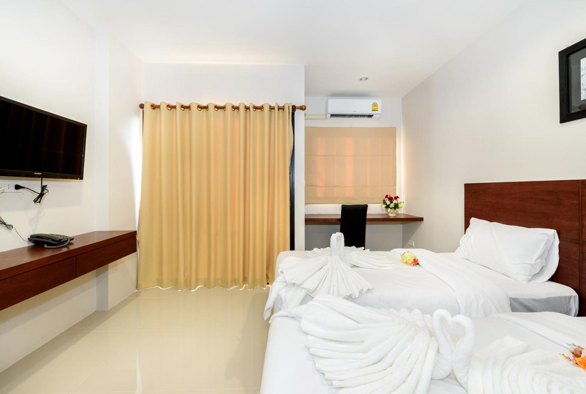 The Topaz Town 2* Phuket