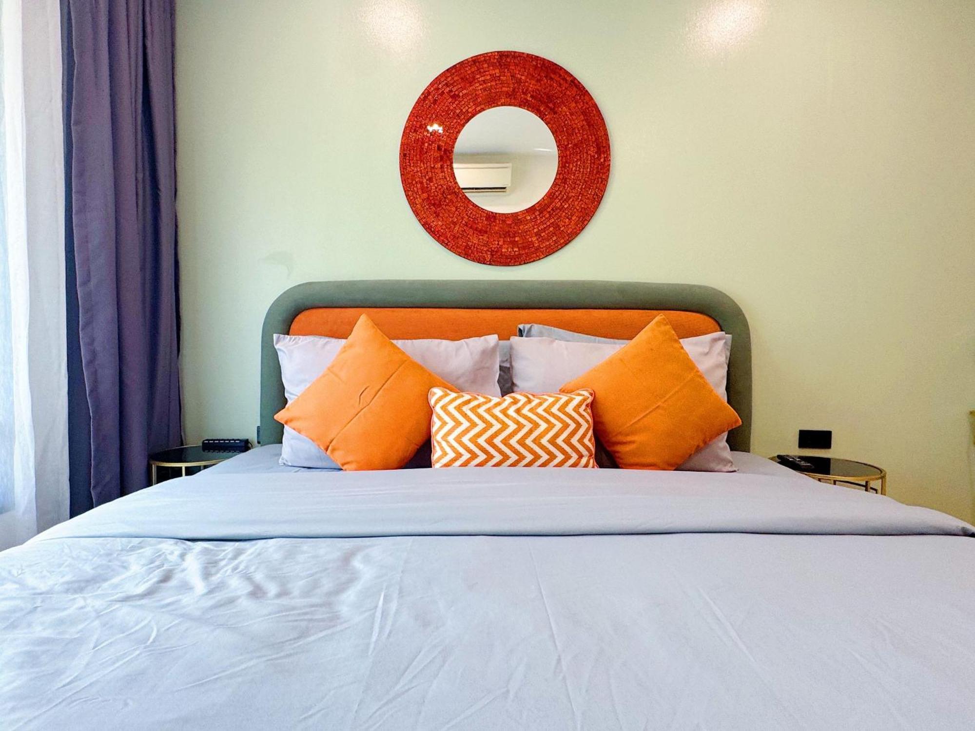 1br Terrace, Pool, Gym Near Holiday home *