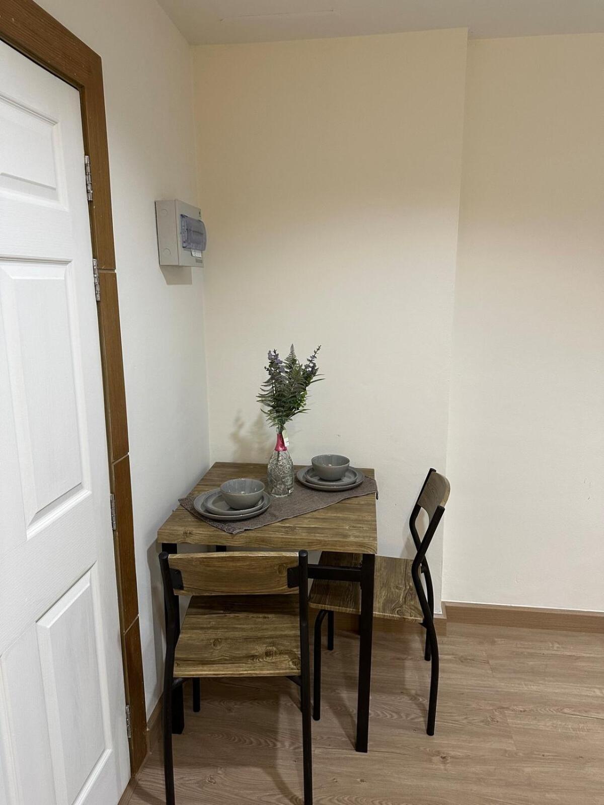 Luxury In Center Apartment *