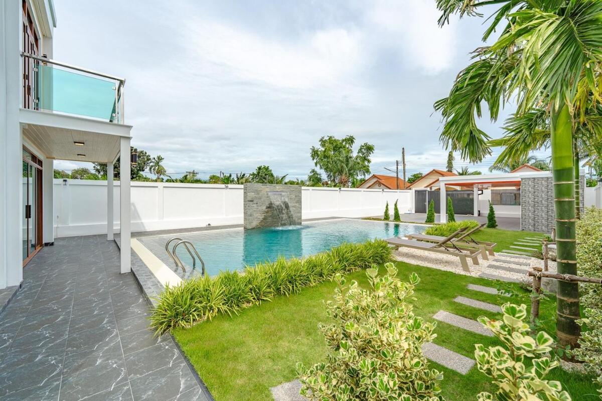 V154 Built December 2024 Oasis Great Beautiful Holiday home Chalong
