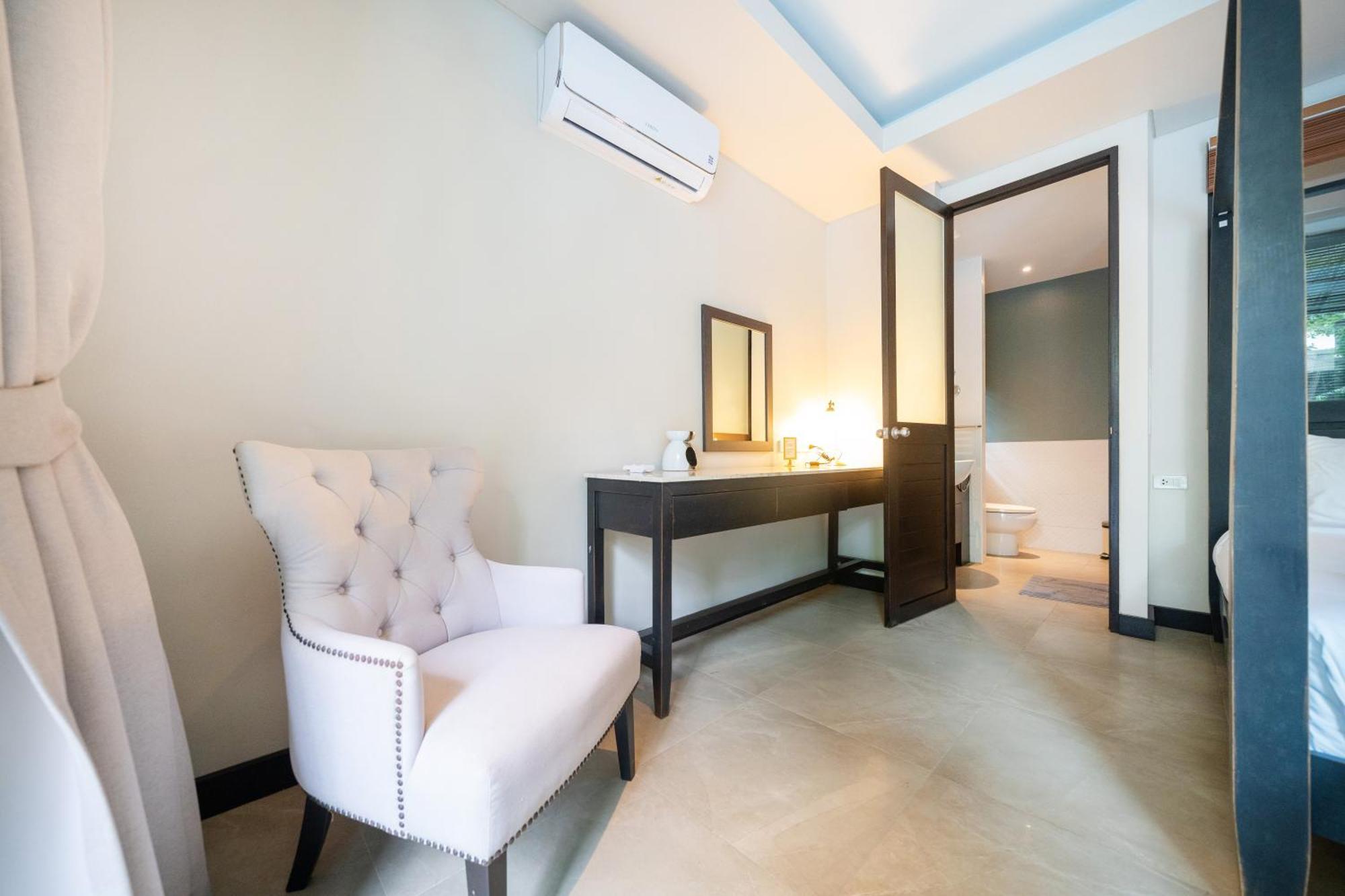 Luxurious Near Bangtao Bang Tao Beach (Phuket)
