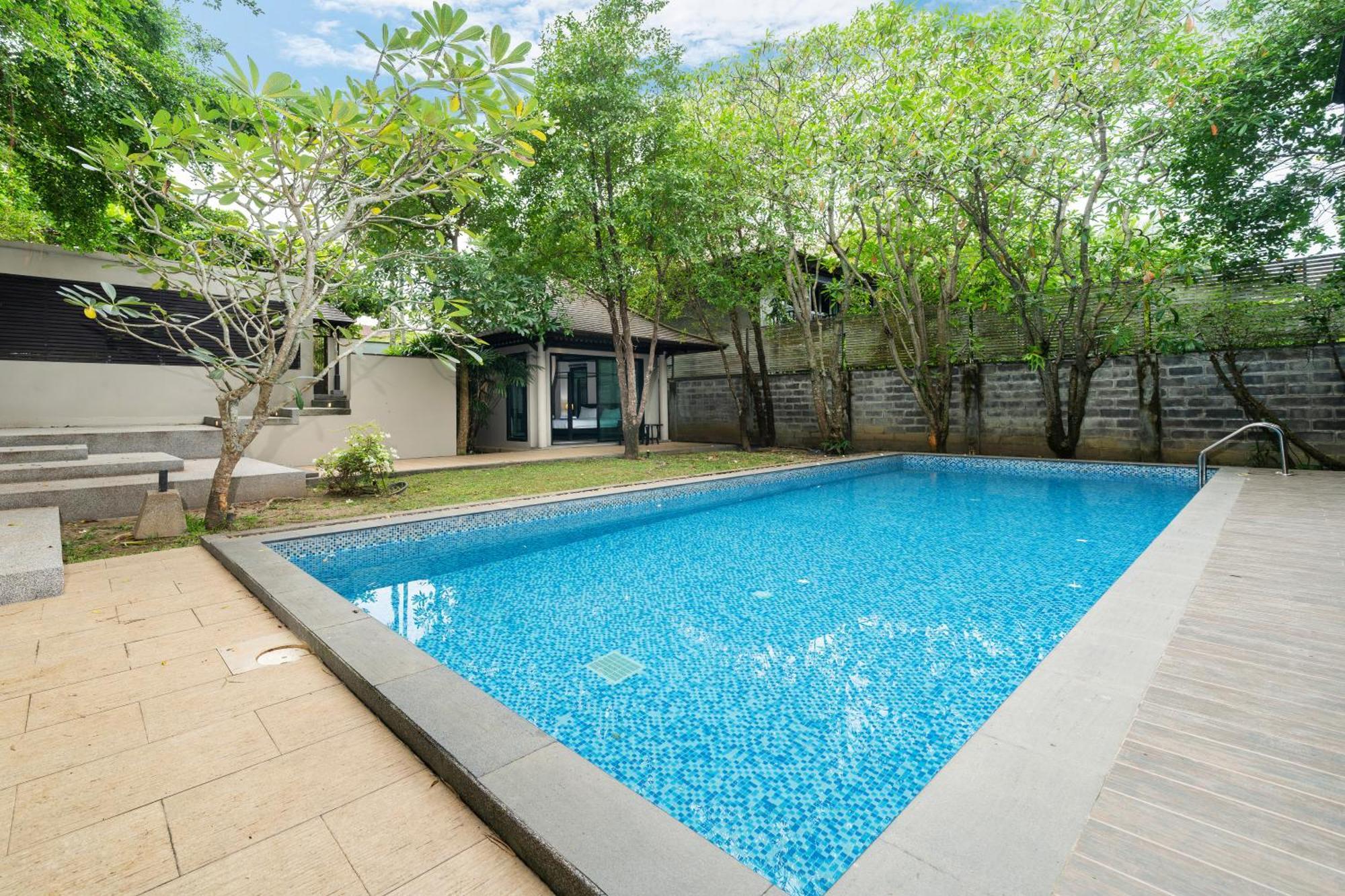 Villa Luxurious Near Bangtao