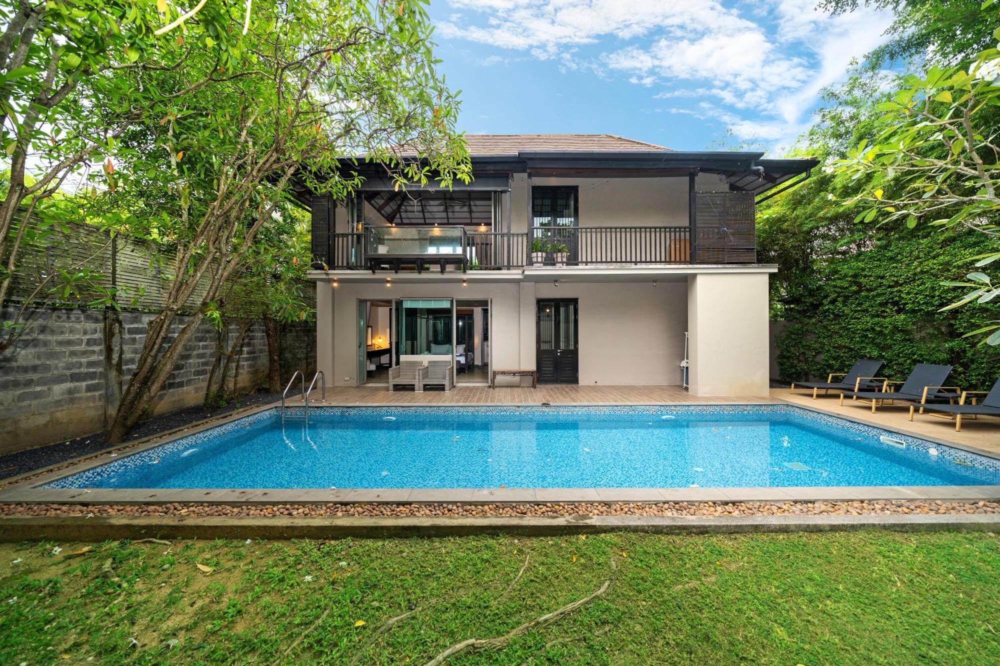 Luxurious Near Bangtao * Bang Tao Beach (Phuket)
