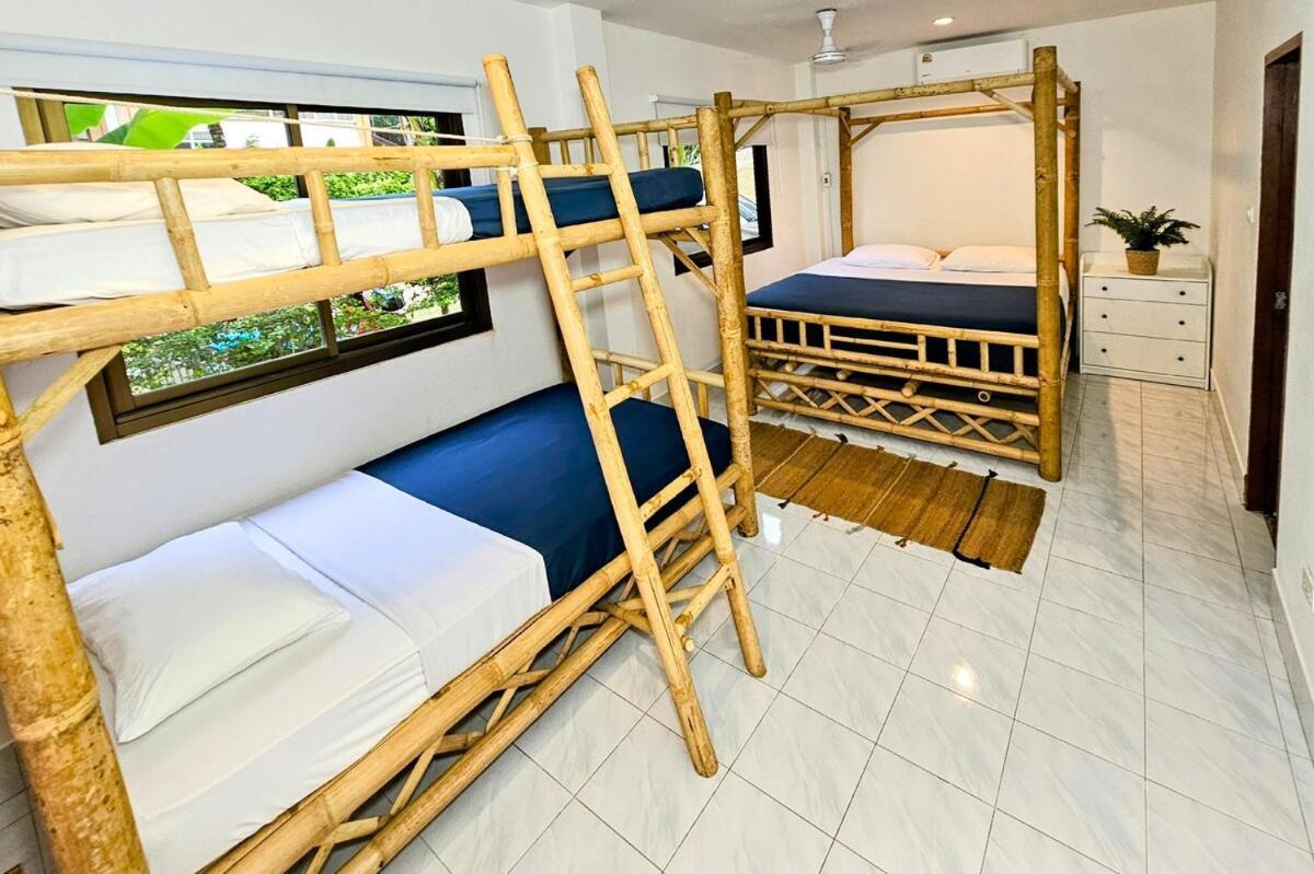 Front Castle - Kid Friendly Right On The Perfect